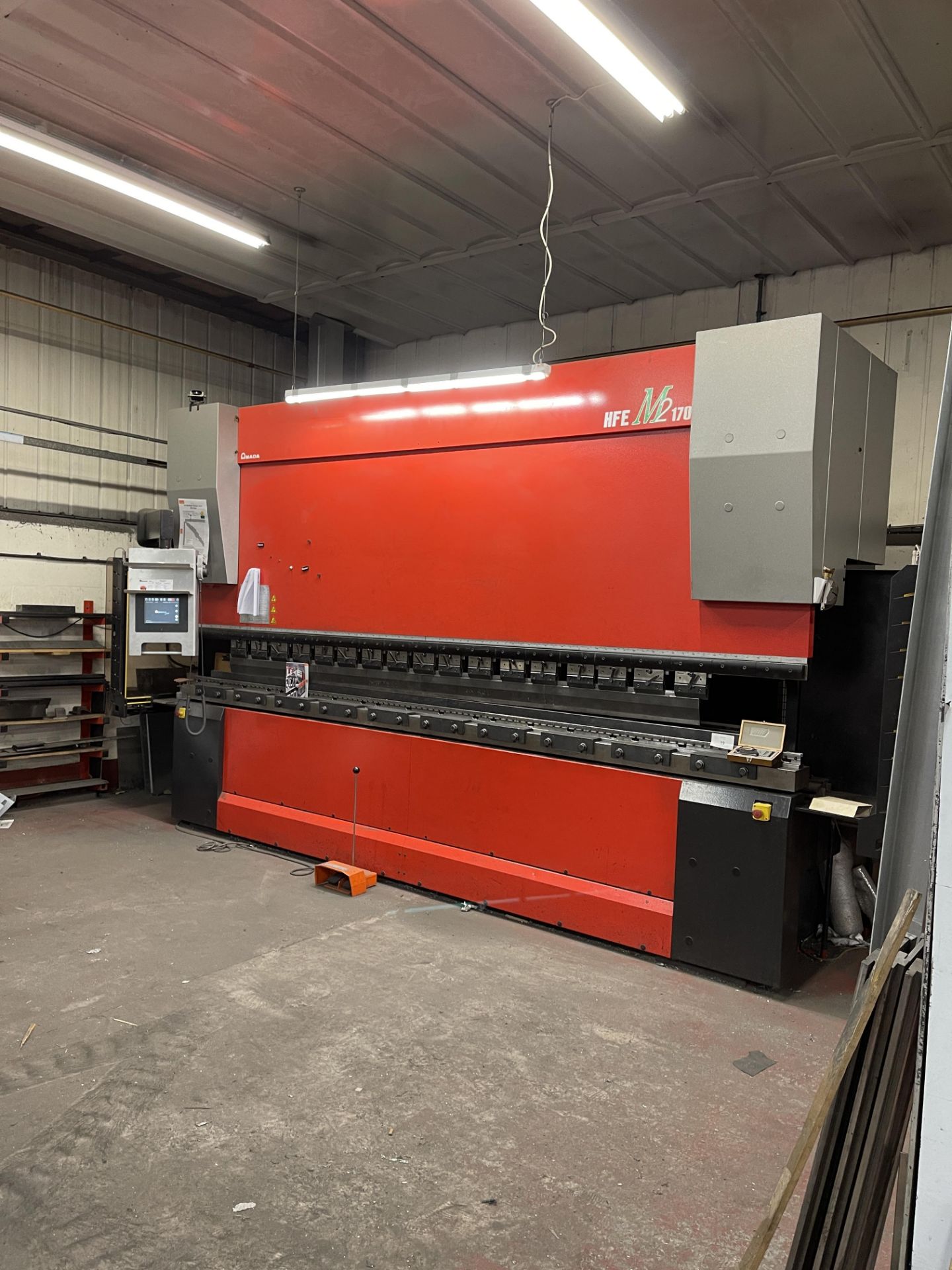 Amada HFE M2 1704 8 Axes Hydraulic Press Brake, Serial No. HFE M2 1704 K100906, (05/2015) - Image 32 of 32