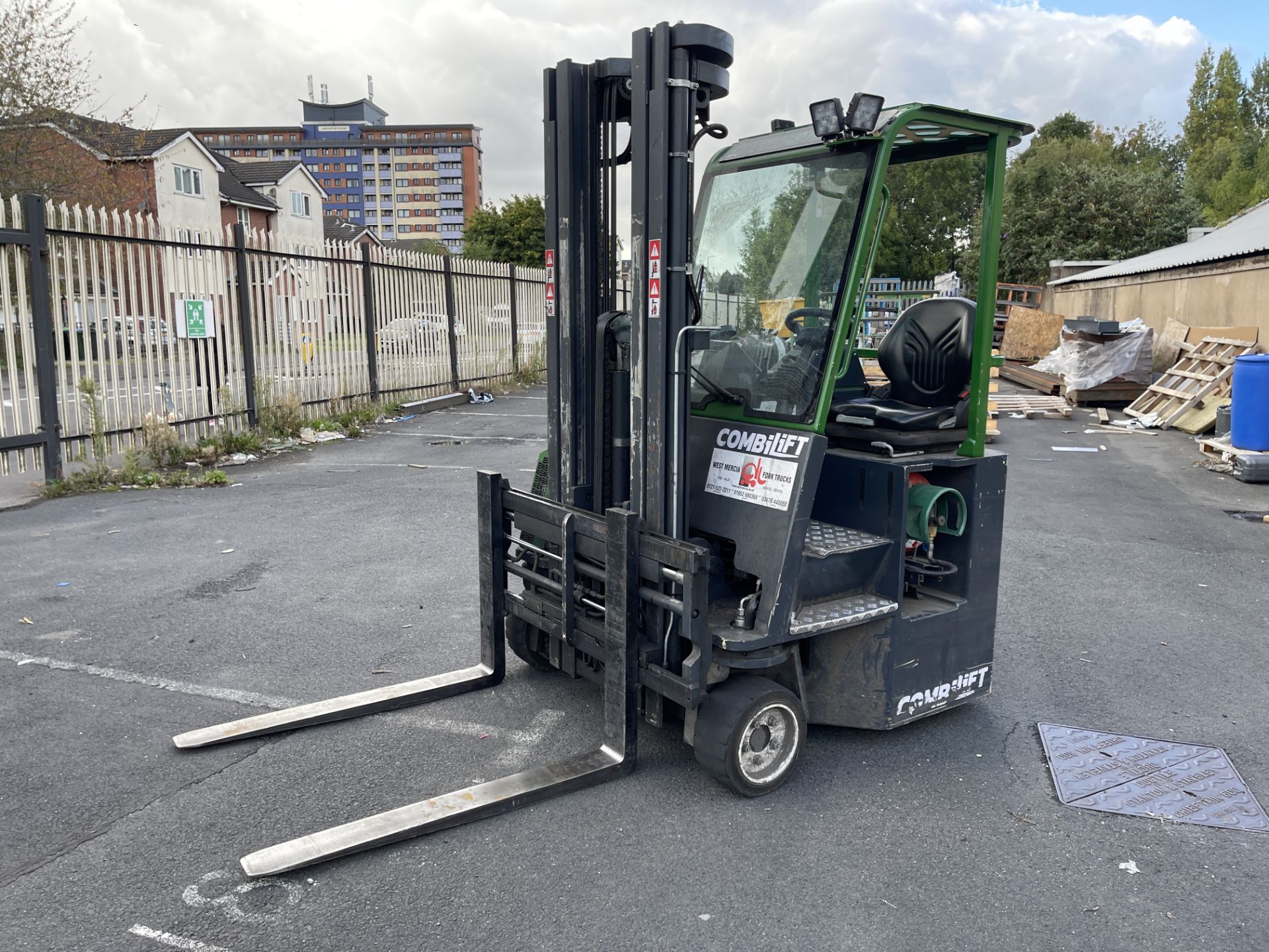 Combilift Model CB 3000 - Multi Directional Fork Lift - Bild 9 aus 26