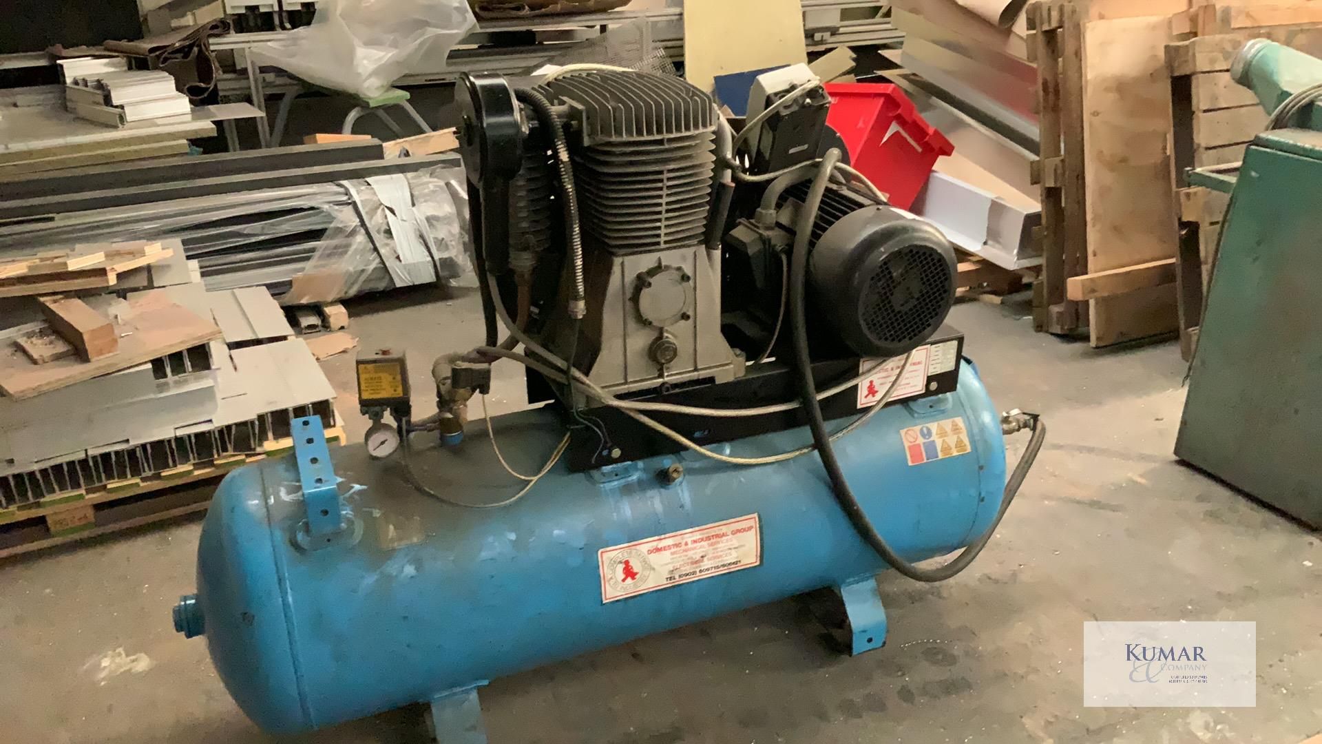 RS45 Receiver Mounted Air Compressor, 3 Phase (1997) - Bild 2 aus 7