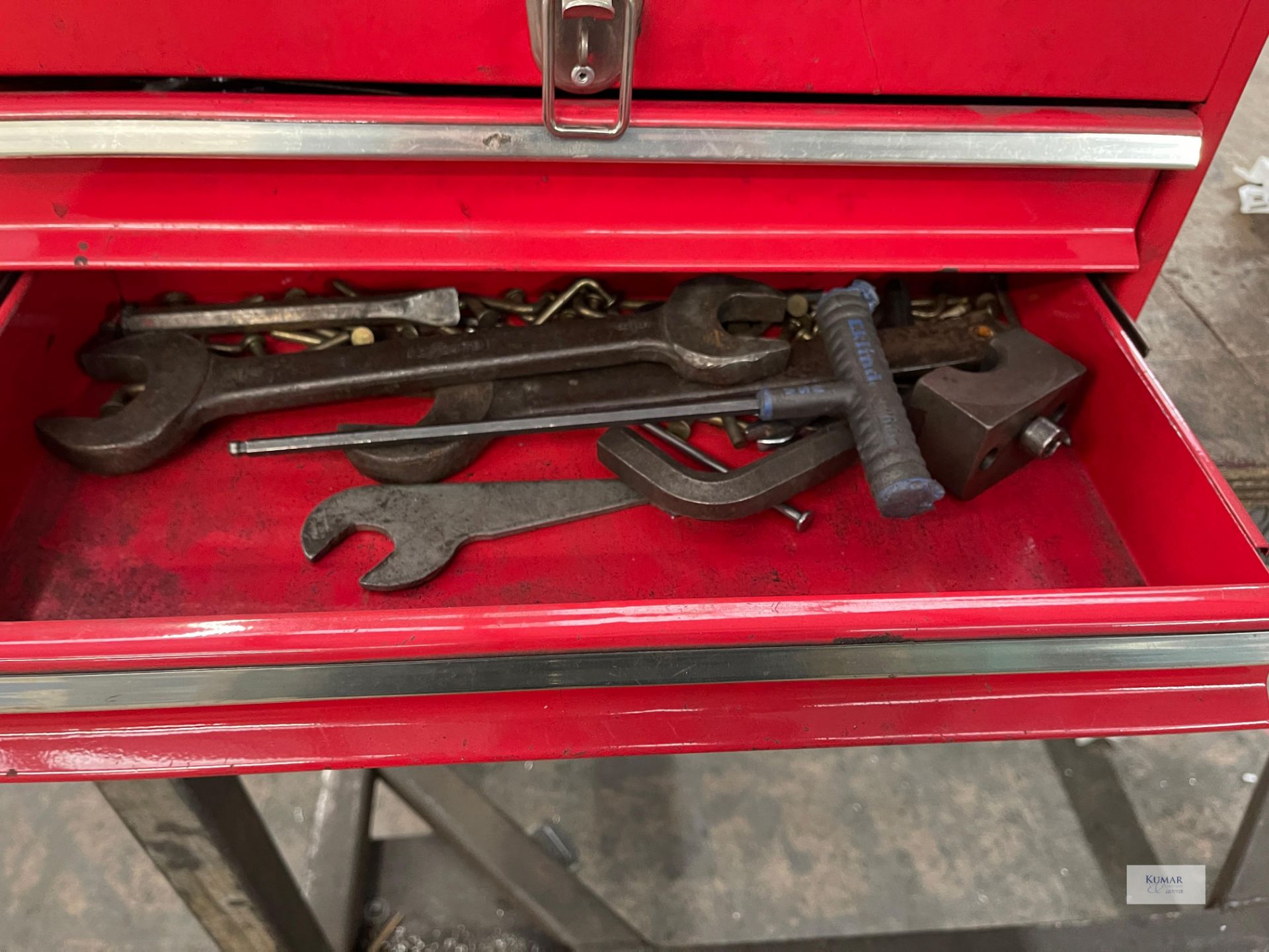 Multi Drawer Tool chest with Tools as shown