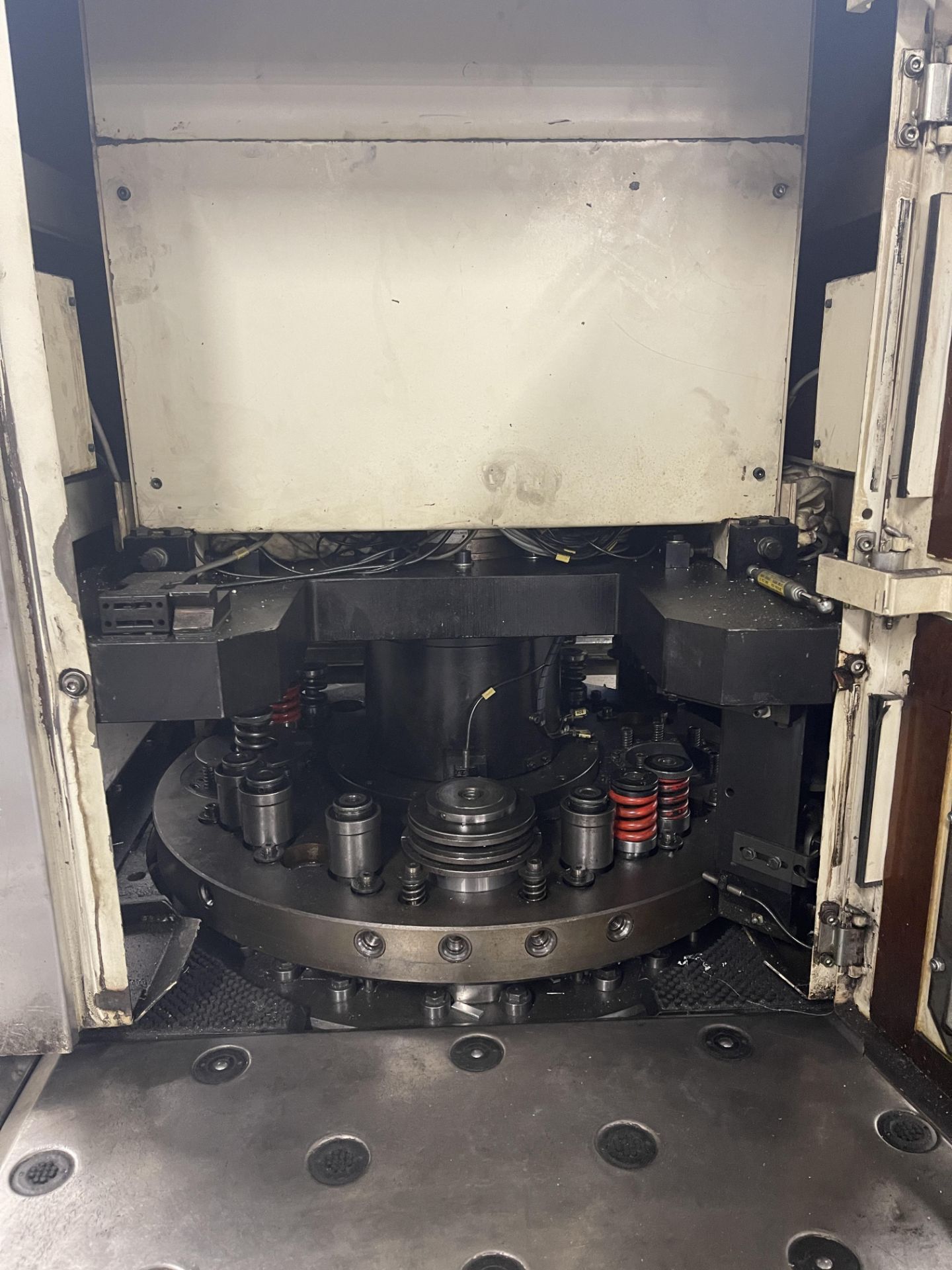 LVD Delta 1250 RS TN CNC Punching Machine, Serial No. 25917, (06/1999) - Bild 17 aus 22