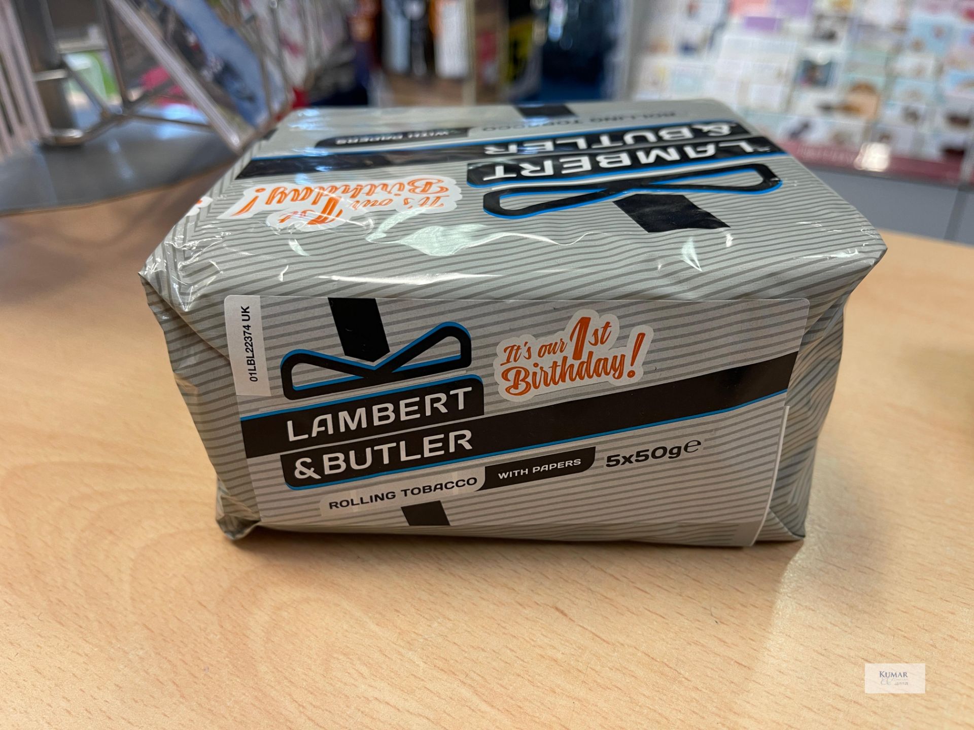 2 Packs: 50g Lambert & Butler Rolling Tobacco, 5 Packs: 50g Lambert & Butler Rolling Tobacco, 3 - Image 4 of 16