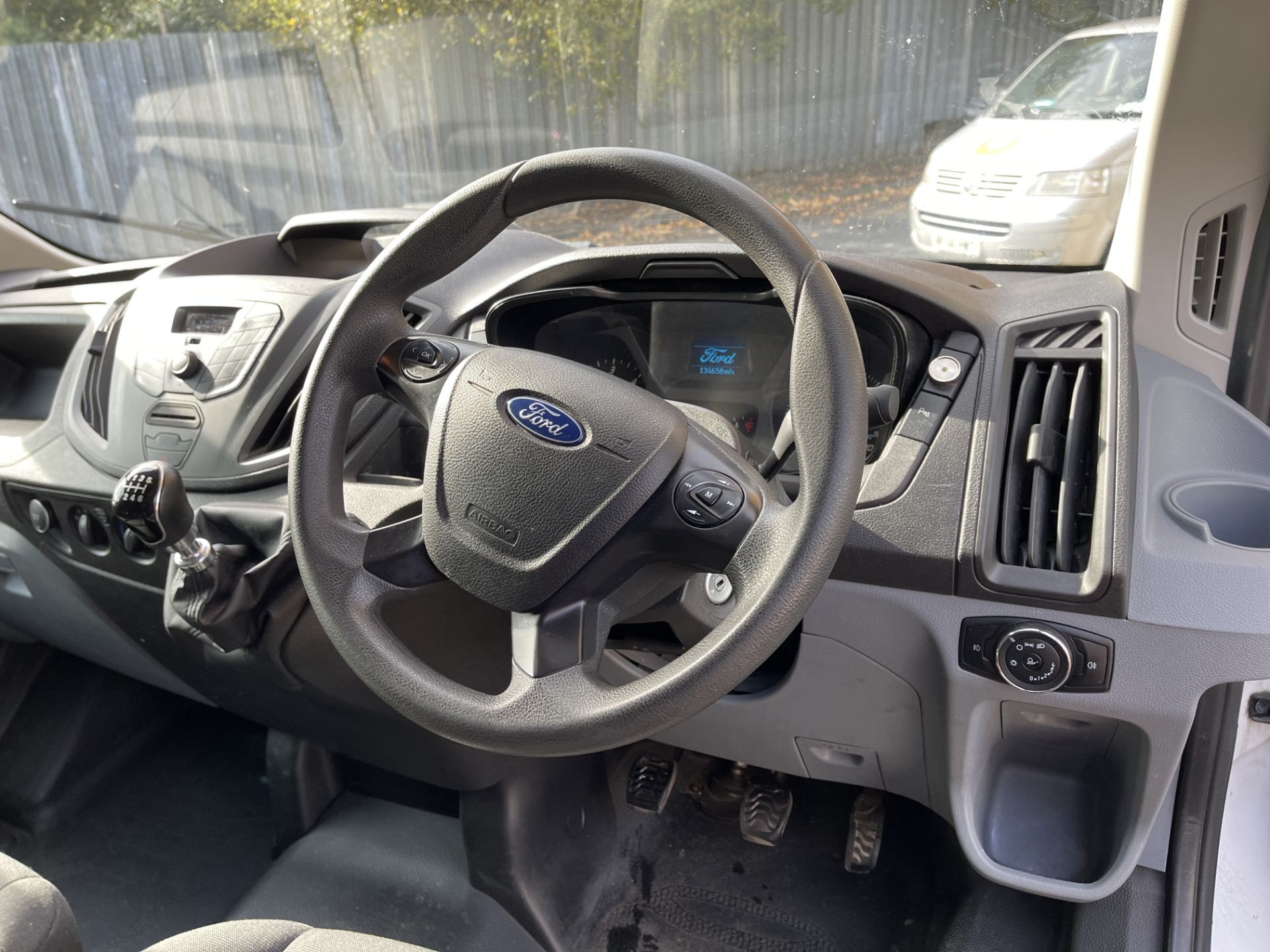 2018 - Ford Transit 350 L4 Diesel Panel Van - Image 22 of 46