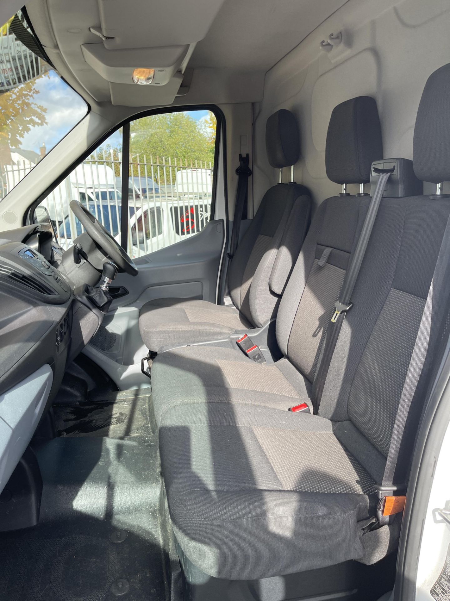 2018 - Ford Transit 350 L4 Diesel Panel Van - Image 35 of 46
