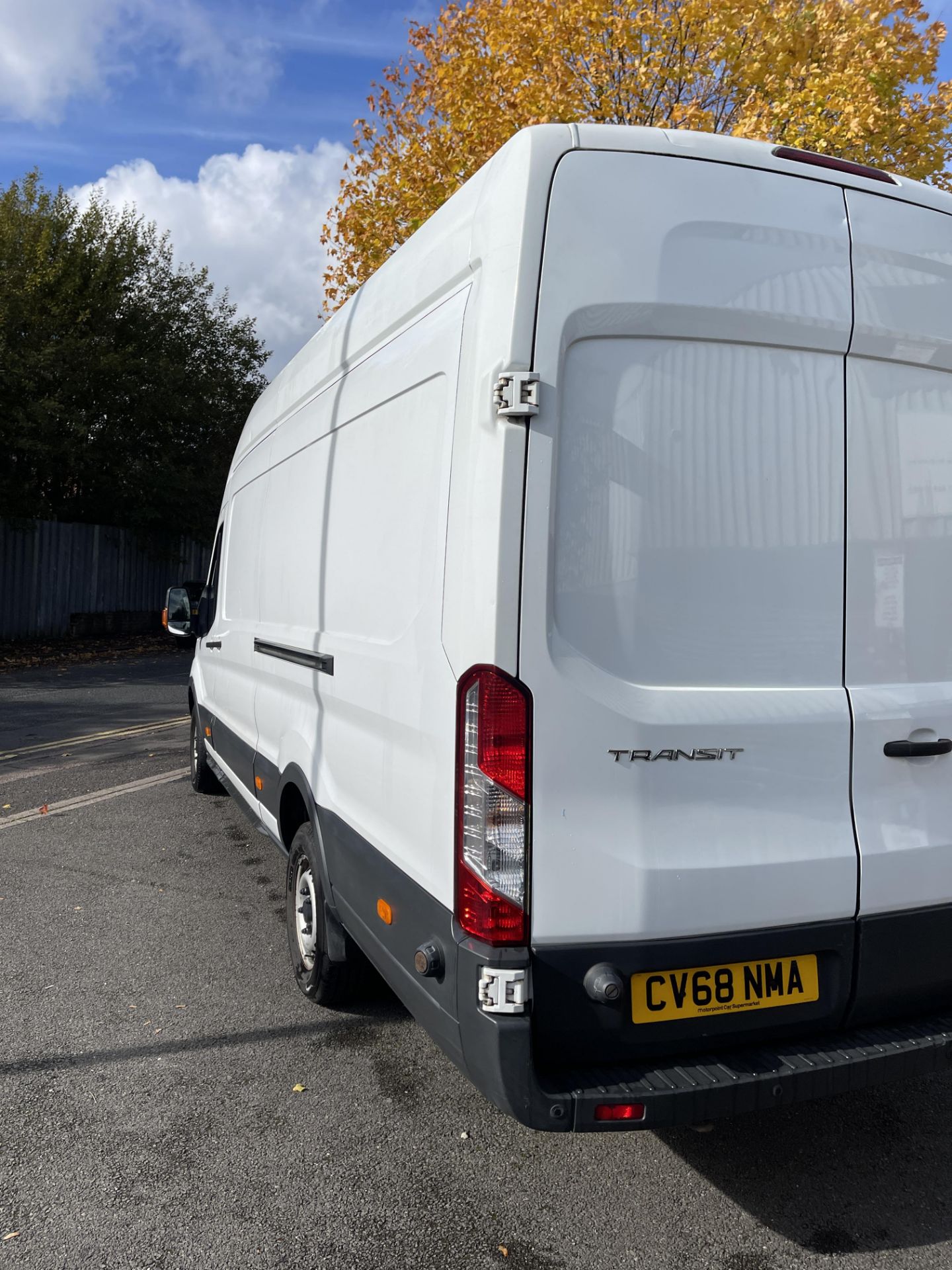 2018 - Ford Transit 350 L4 Diesel Panel Van - Image 8 of 46