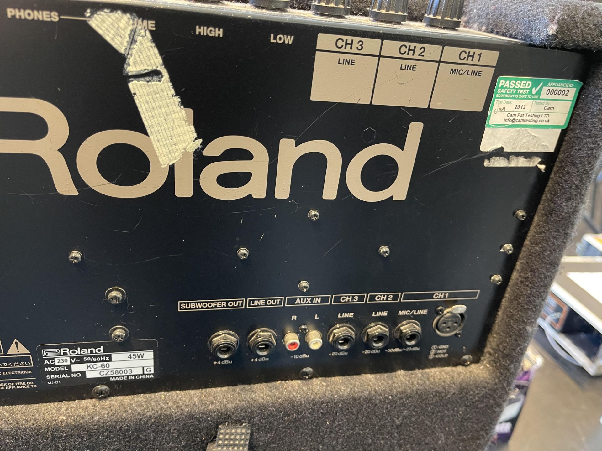 Roland 3-CH Mixing KC-60 Keyboard Amplifier - Image 6 of 8
