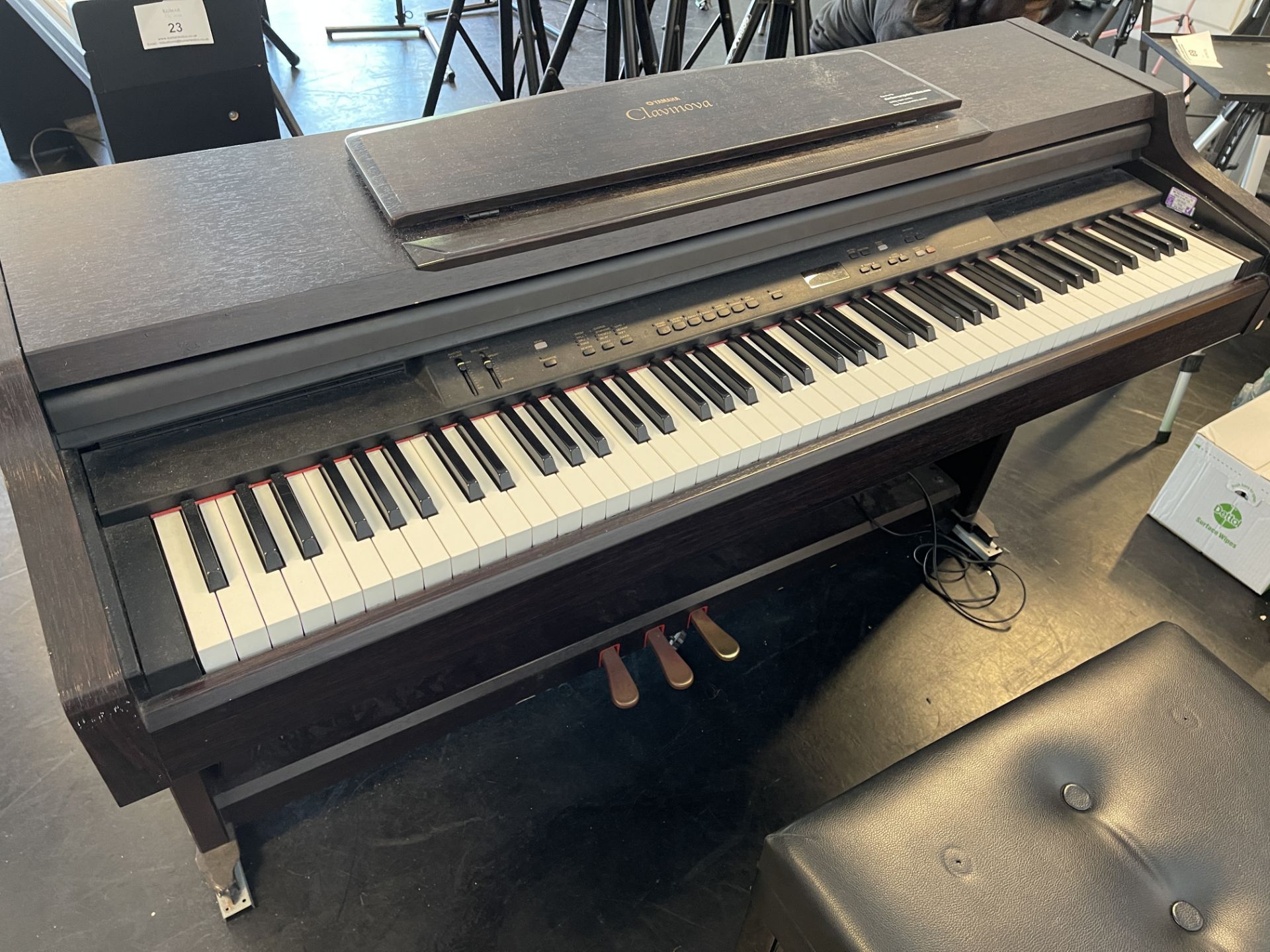 Yamaha Clainova Digital Piano CLP-840 Complete with Stool (RRP £1500) - Image 15 of 18