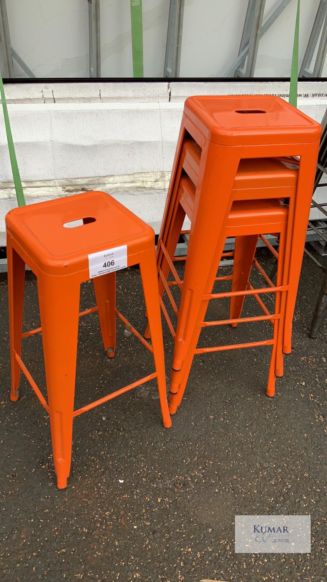Set of 4 Callie backless metal bar stools in orange 765mm high - Image 4 of 4