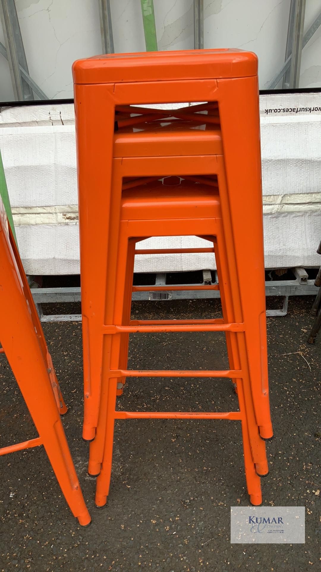 Set of 4 Callie backless metal bar stools in orange 765mm high - Image 3 of 4