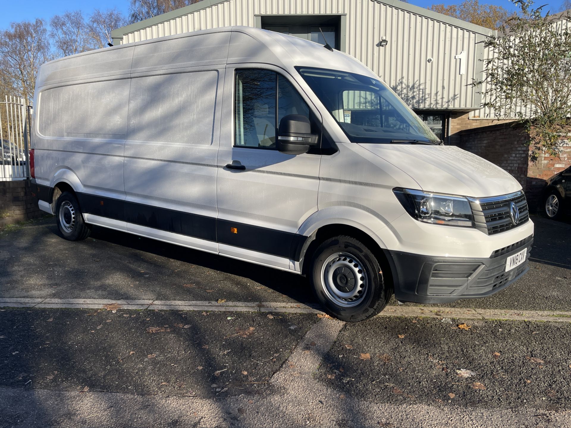 2018 - VW Crafter CR35 102PS Trend Line LWB TDI - Image 2 of 34