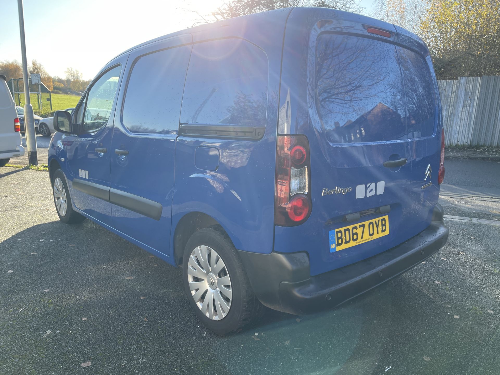 2017 - Citroen Berlingo 625 En-Prise BlueHDI - Image 11 of 45