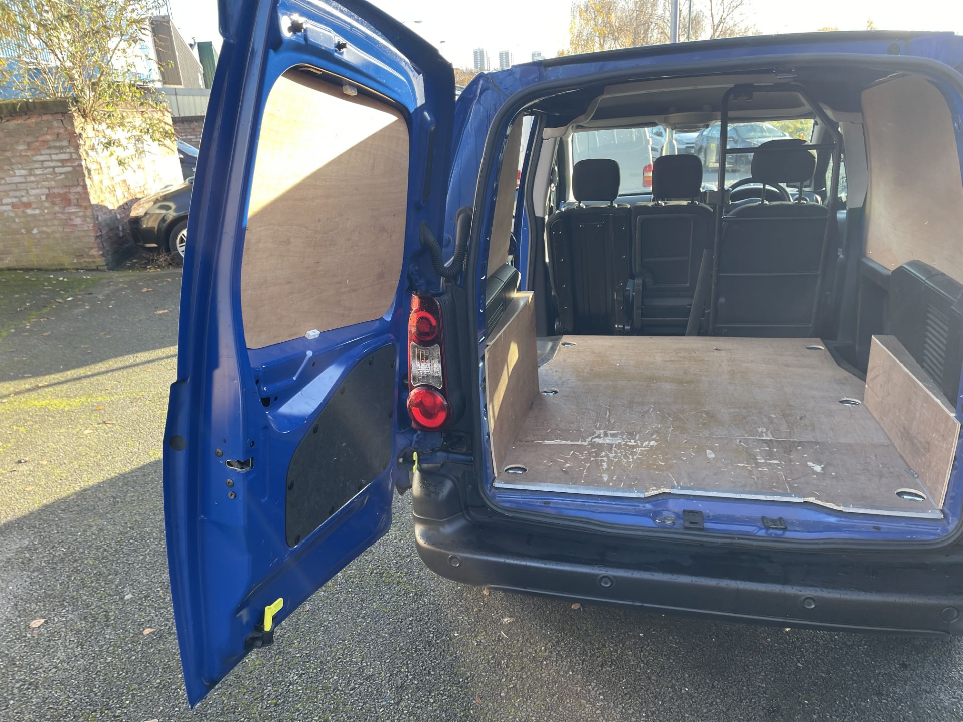 2017 - Citroen Berlingo 625 En-Prise BlueHDI - Image 21 of 45