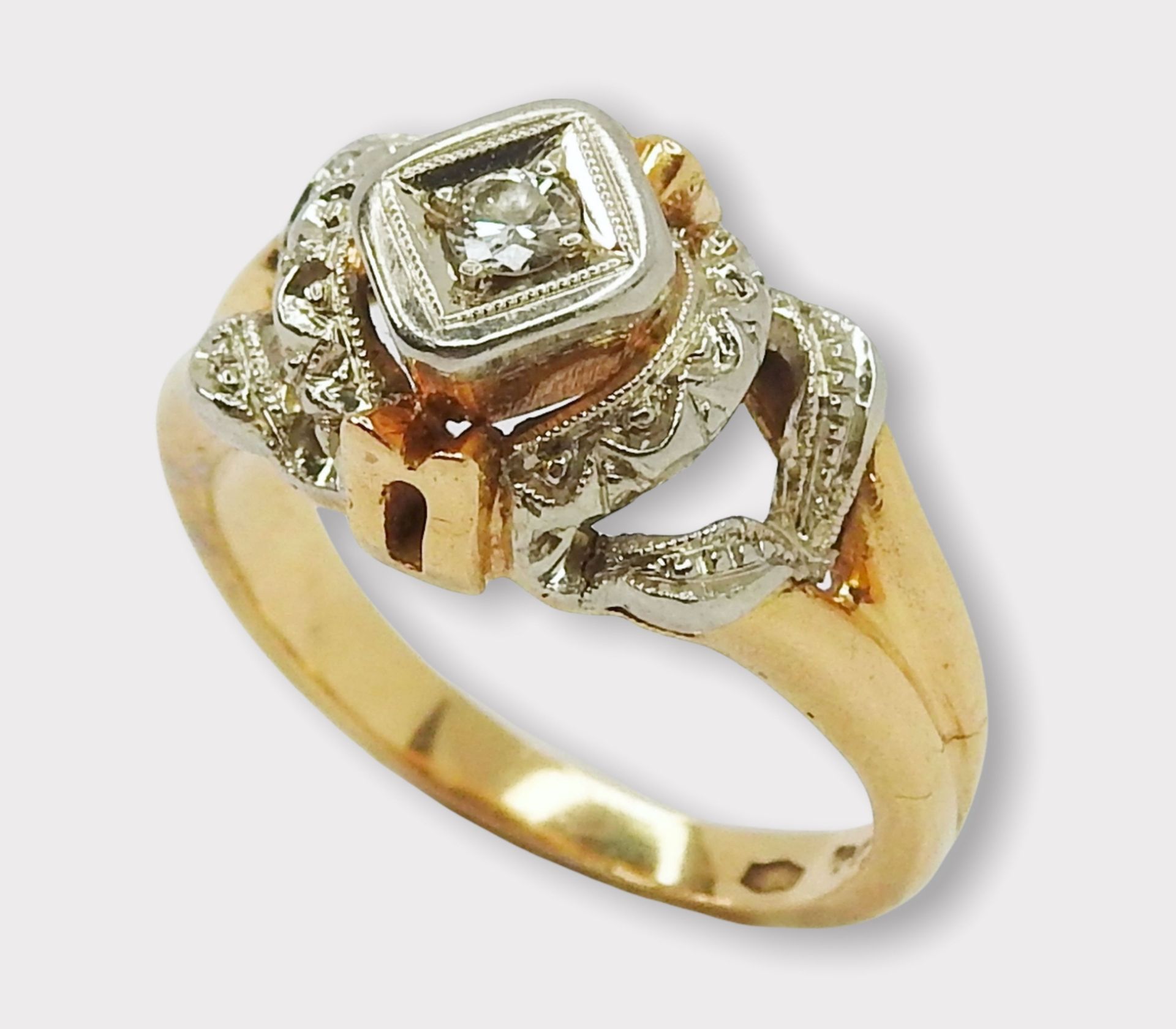 Außergewöhlicher antiker Ring