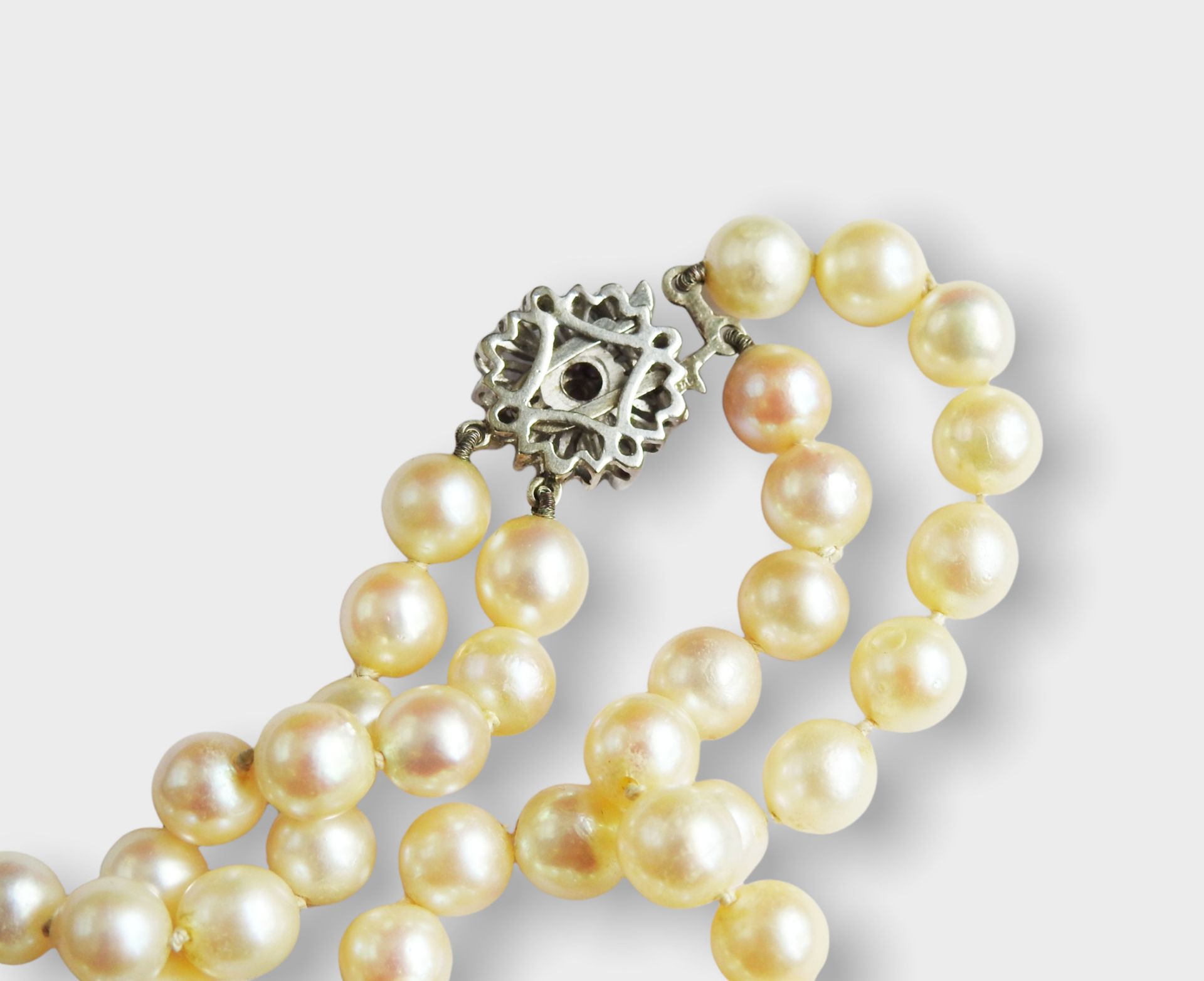 Perlenkette - Bild 2 aus 3