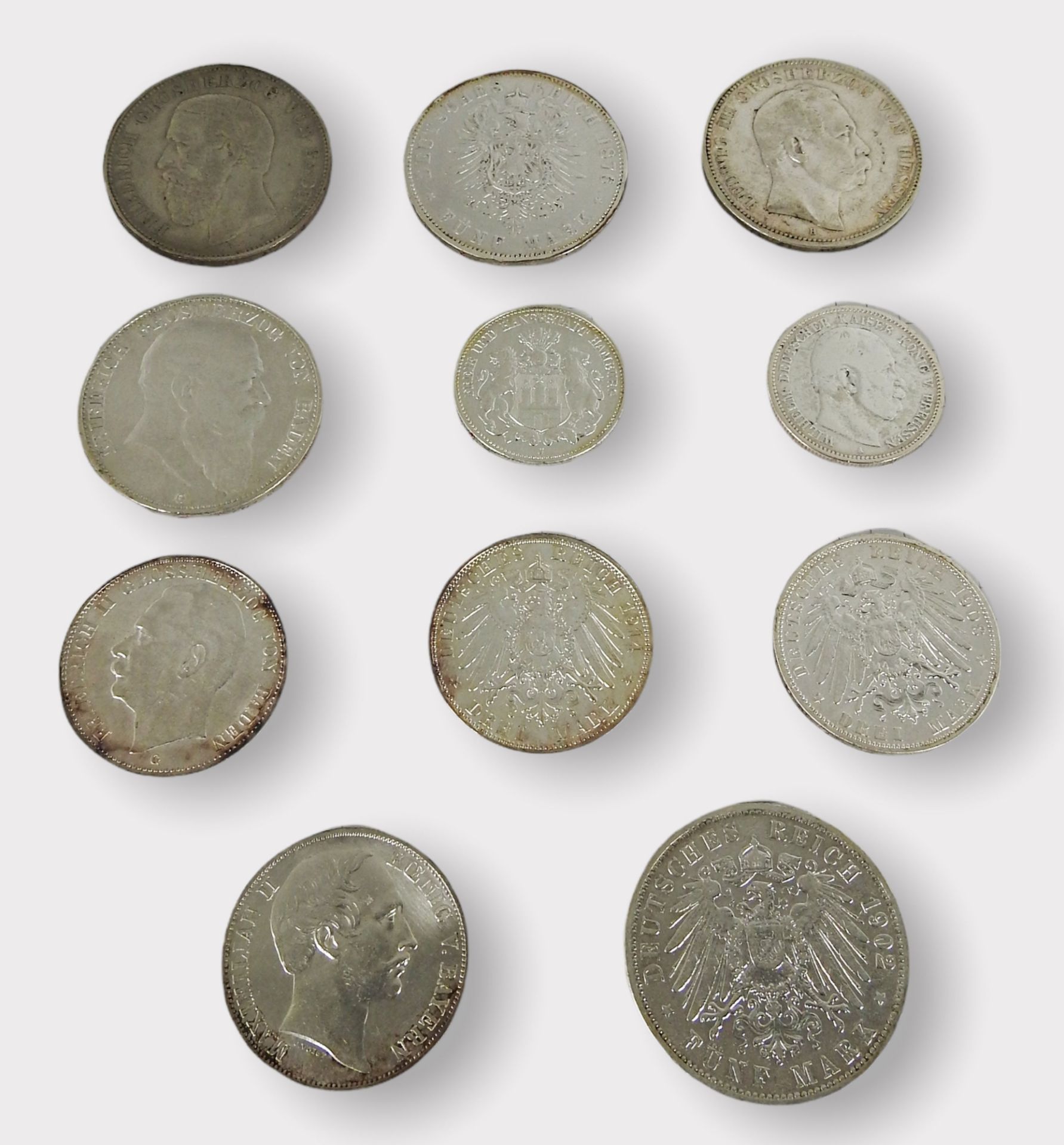 Konvolut von elf Silbermünzen - Bild 2 aus 2