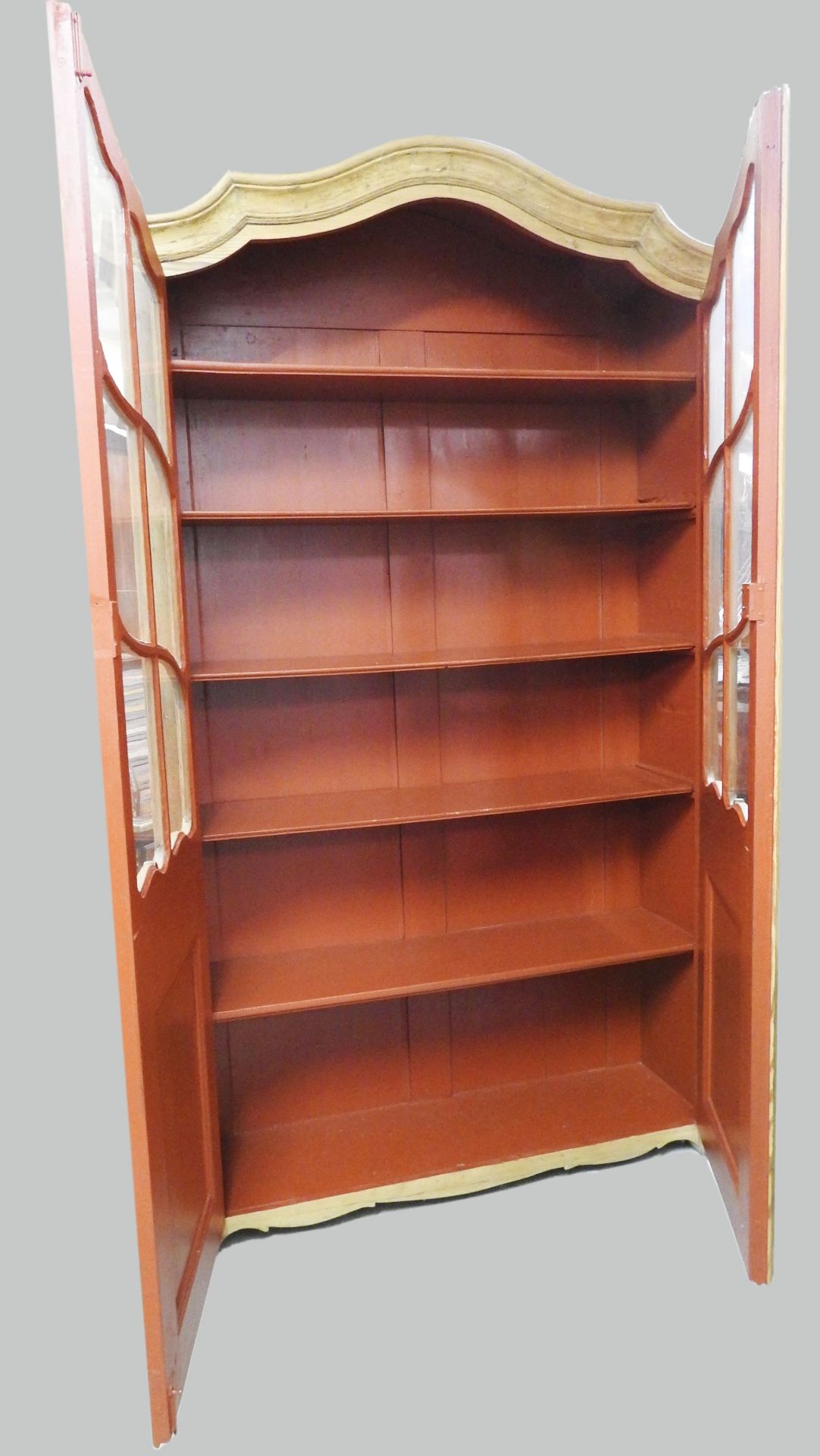 Bücherschrank in barocker Form - Bild 3 aus 4