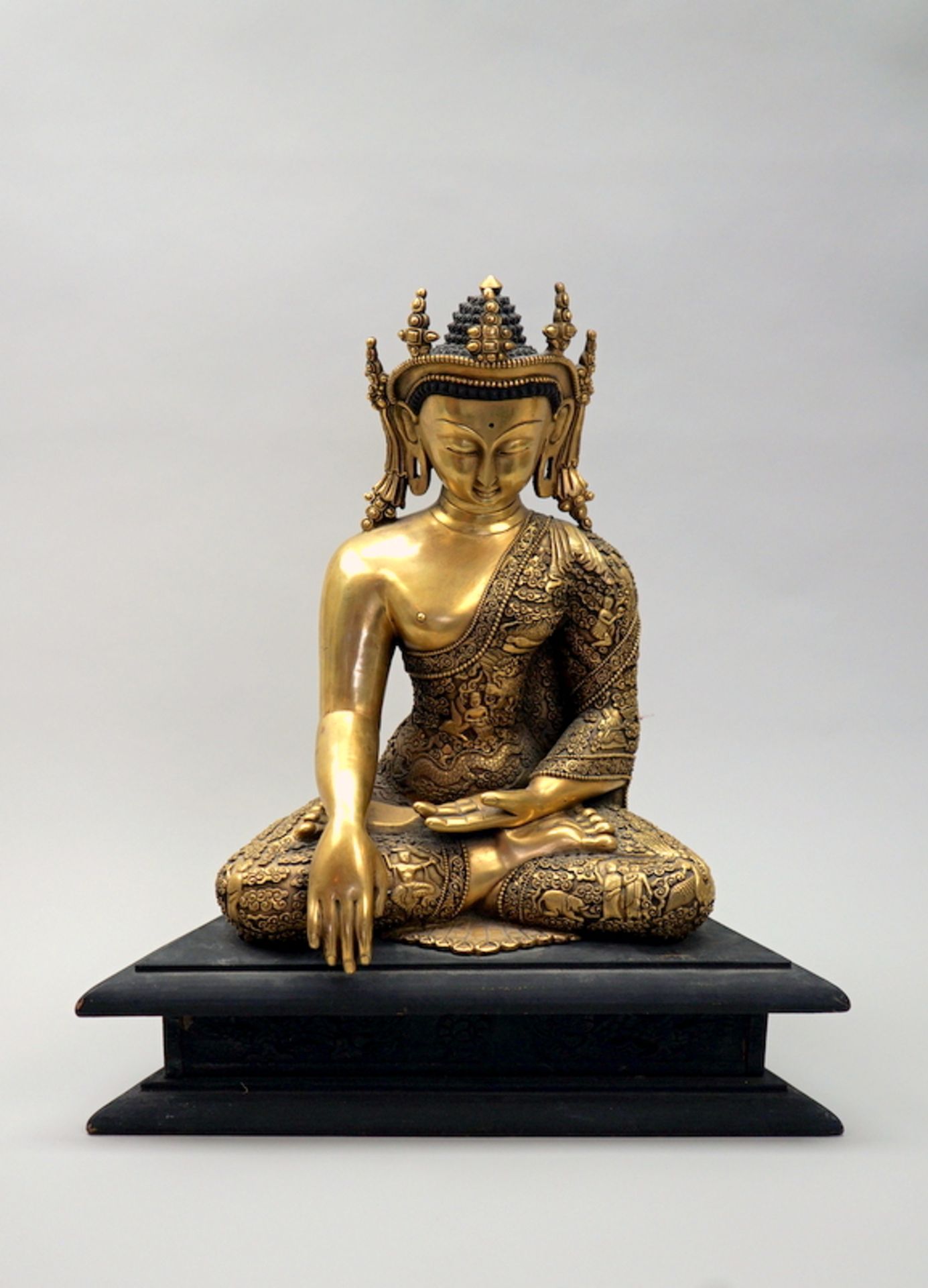 Sitzender Shakyamuni Buddha - Image 2 of 8