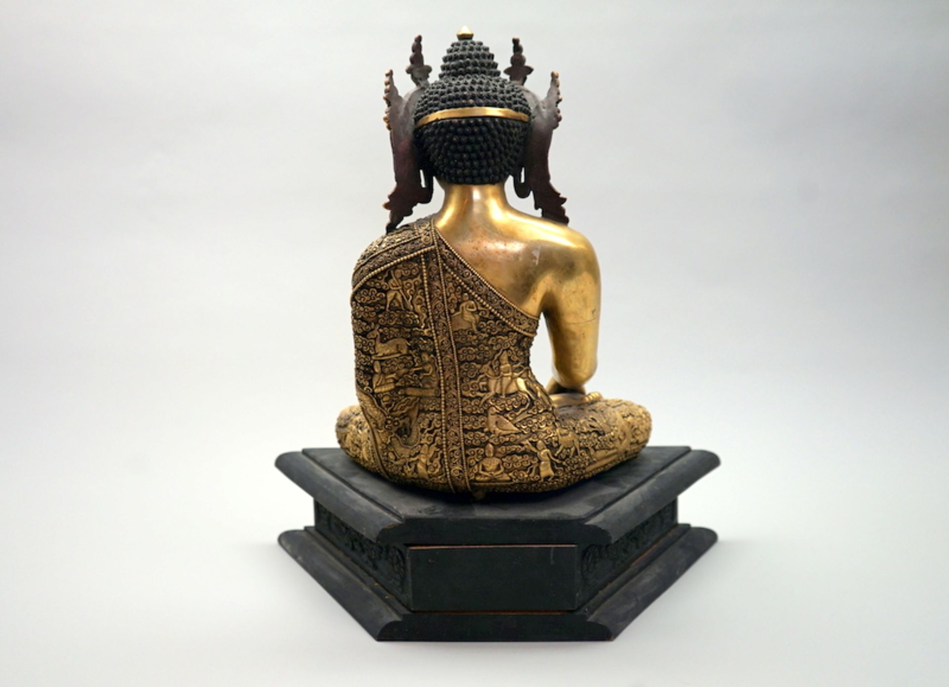 Sitzender Shakyamuni Buddha - Image 8 of 8