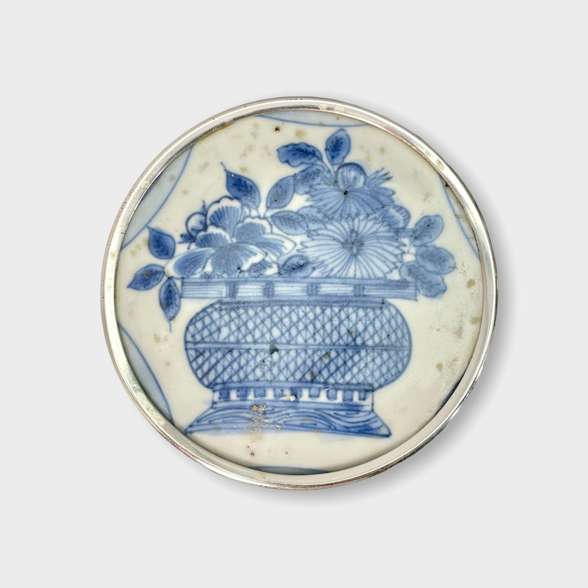 Drei Dosen mit chinesischer Keramik - Image 3 of 6