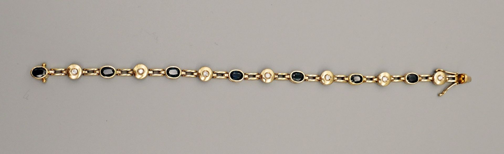 Armband mit Saphir und Diamanten