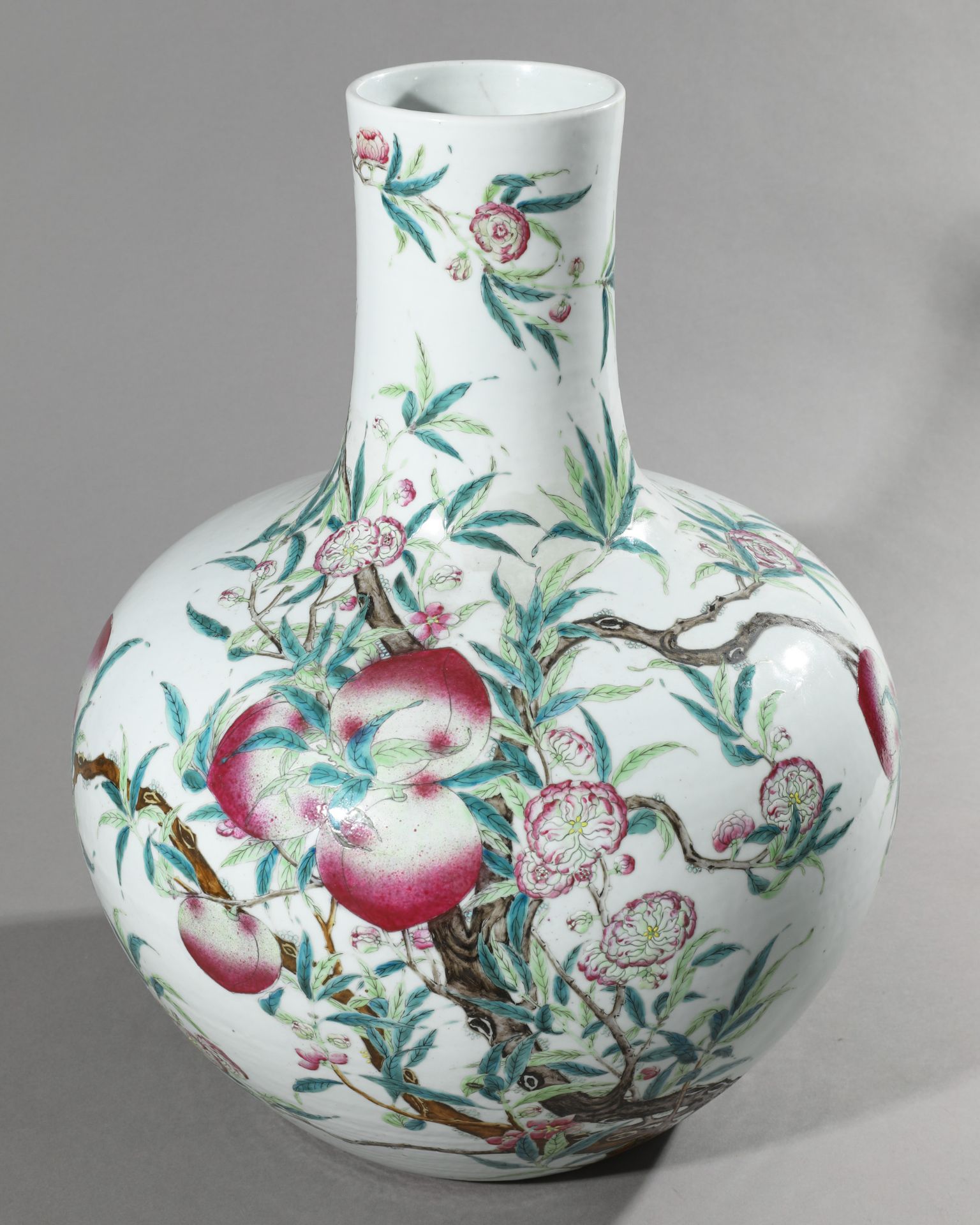 Large Famille Rose Nine Peaches Vase Qianlong Qing