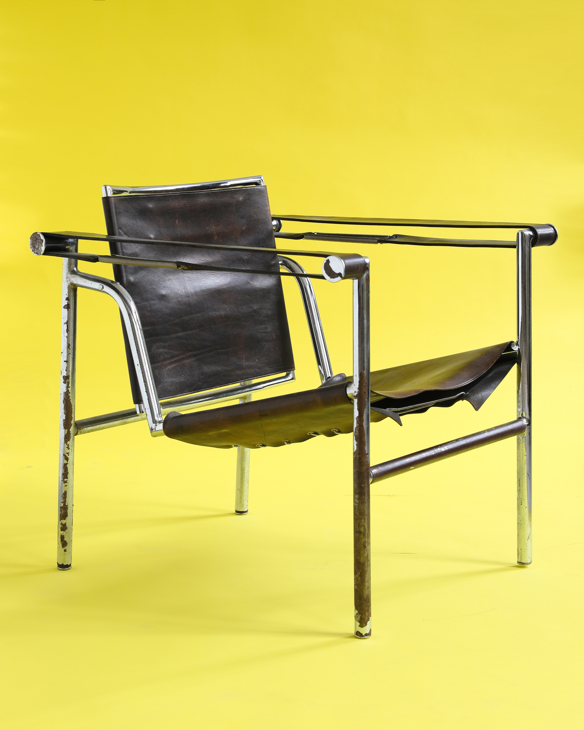 Le Corbusier & Jeanneret & Perriand, Easy Chair B301