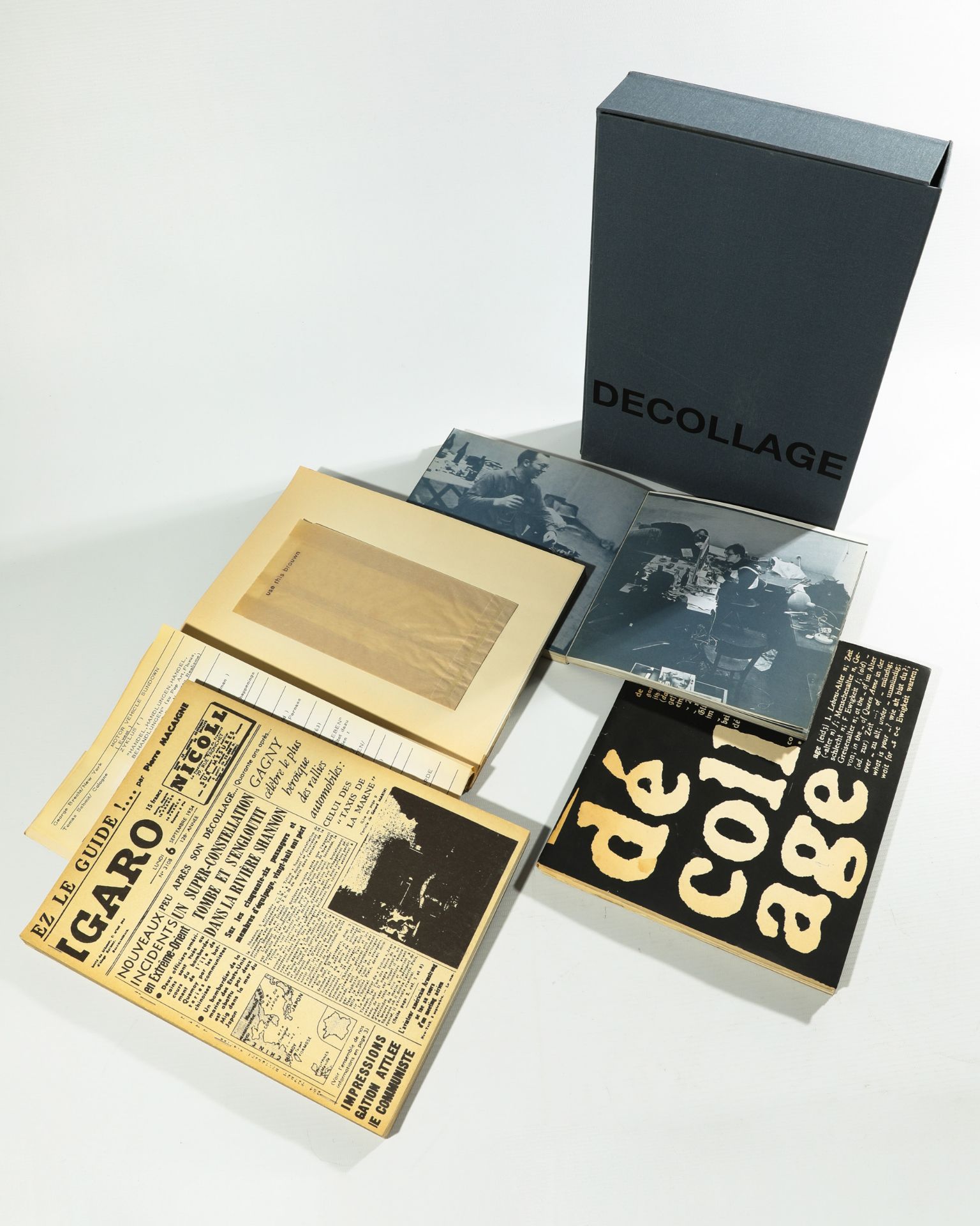 Décollage, 4 Magazines/ Catalogues, Fluxus, Wolf Vostell, N.J. Paik