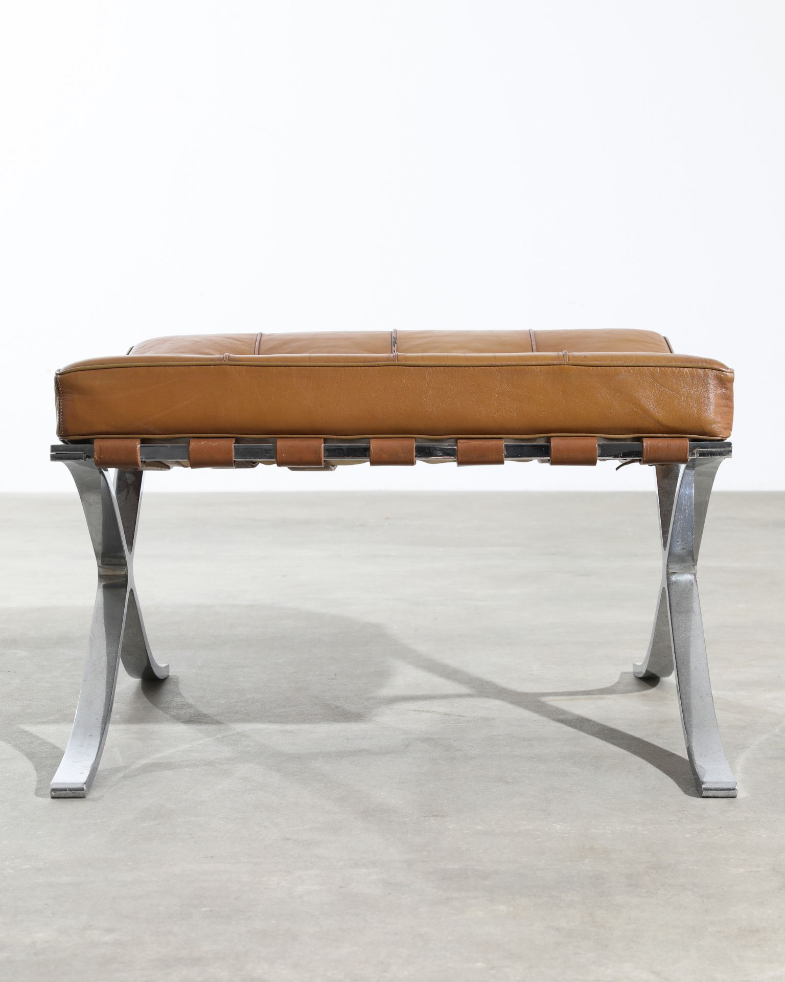 L. Mies van der Rohe, Knoll, Barcelona Lounge Chair + Ottomane - Bild 8 aus 10