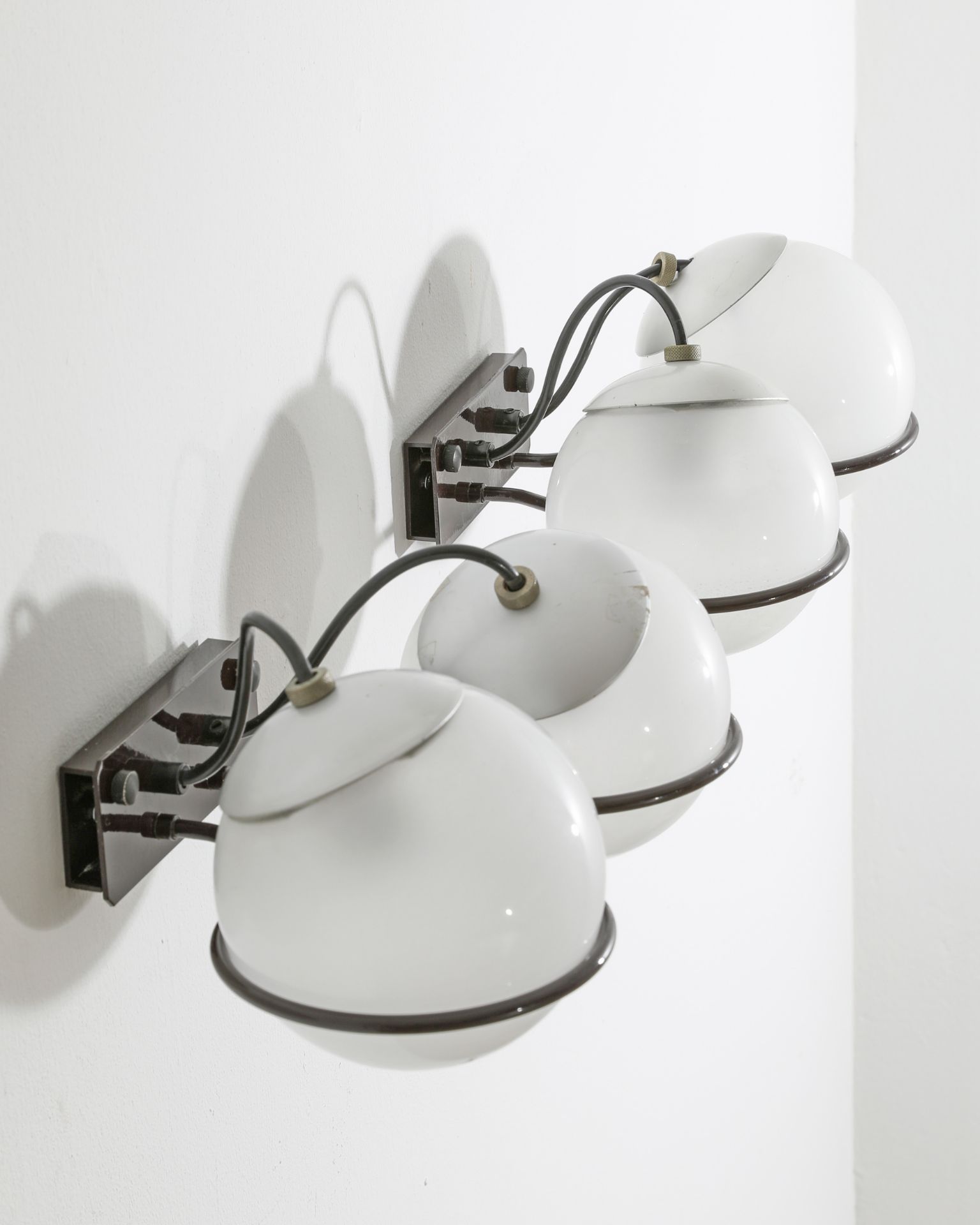 Gino Sarfatti, Arteluce, 2 Wall Lamps Model 237/2