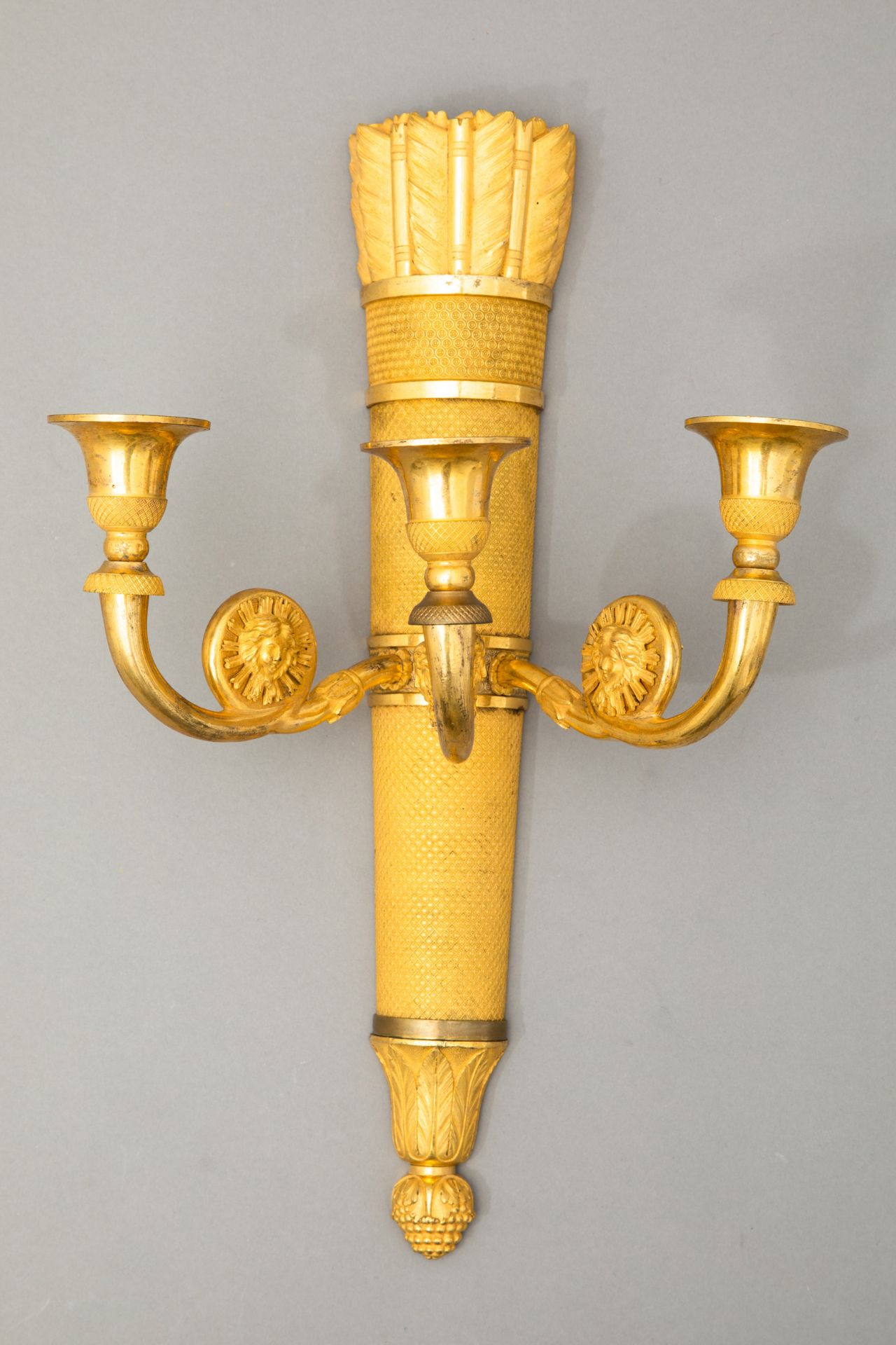 Louis Seize wall sconce, fire-gilded bronze - Image 2 of 4