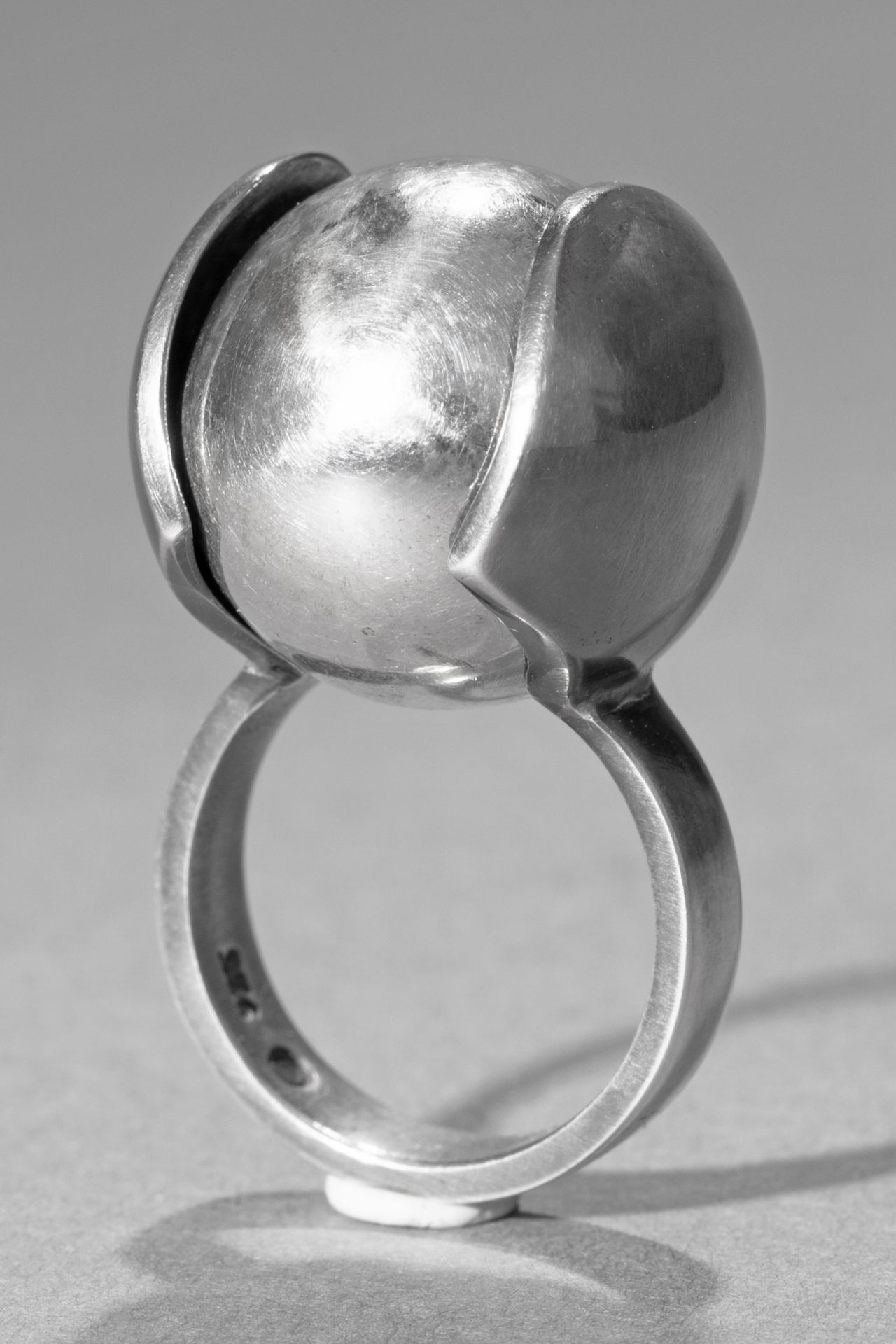 Herta & Friedrich Gebhart, necklace and ring - Image 4 of 5