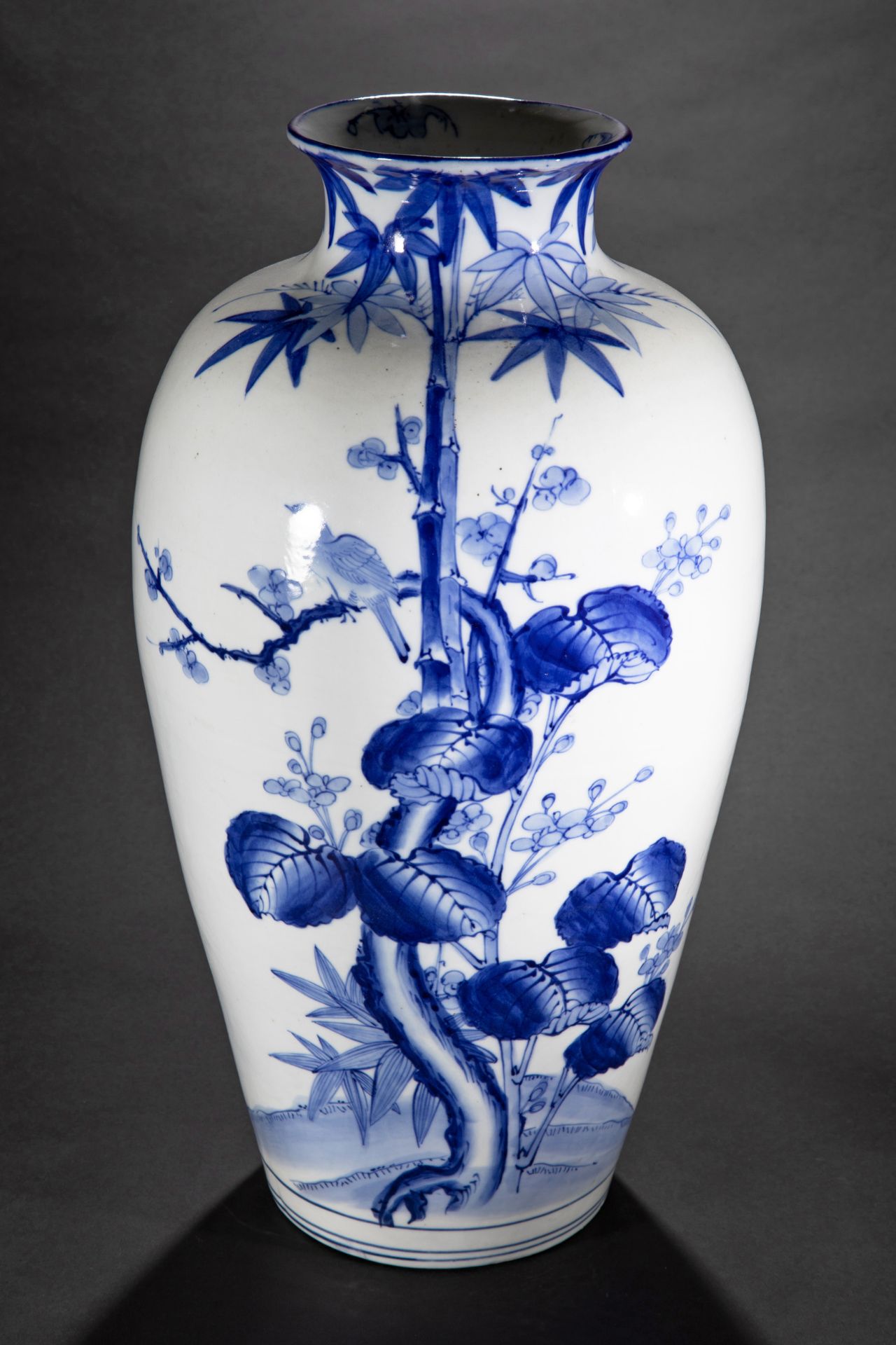 China, Large baluster vase with bamboo, birds and bats, China - Image 2 of 5