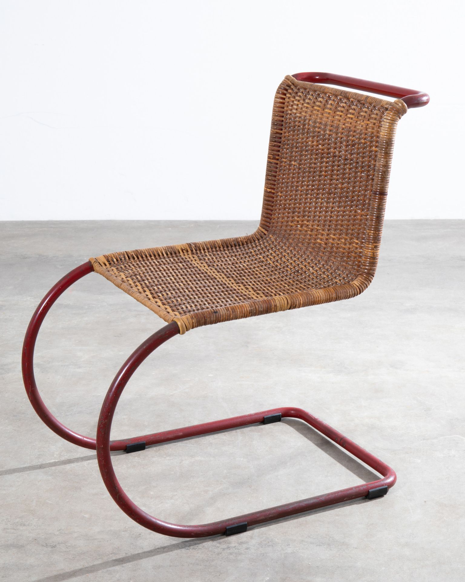 L. Mies van der Rohe, Berliner Metallgewerbe J. Müller, early MR 10 cantilever chair