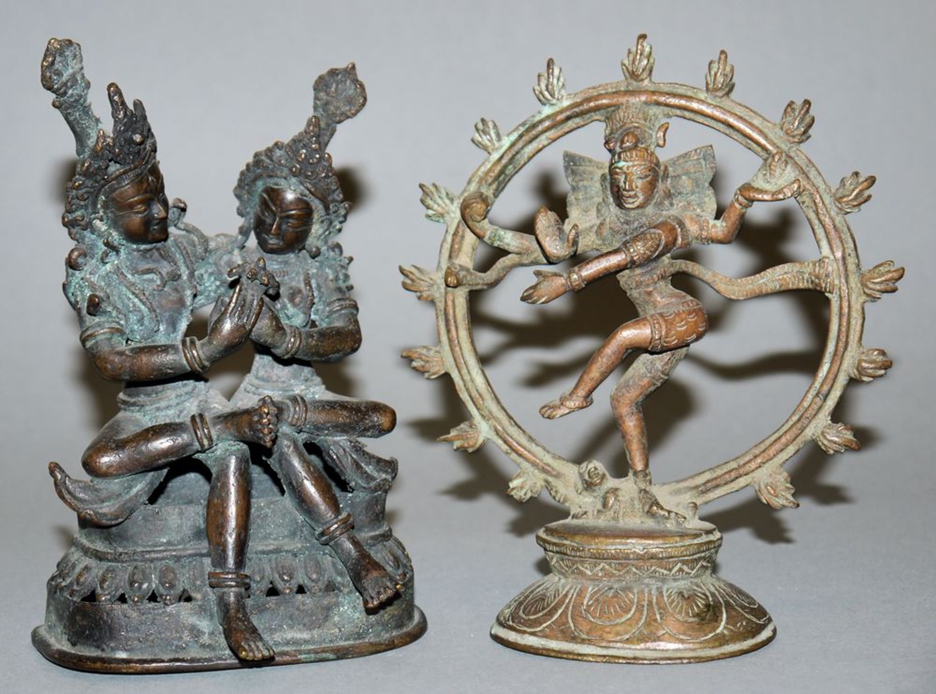 Der Hindu-Gott Shiva, zwei Bronzeplastiken, Nepal und Indien 20. Jh.