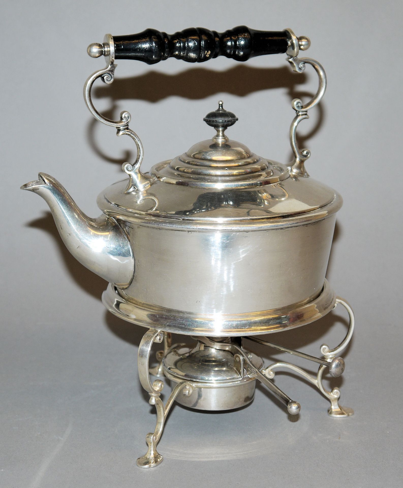 Teekanne auf Stövchen, Sterling-Silber von James Deakin & Sons, Sheffield 1924