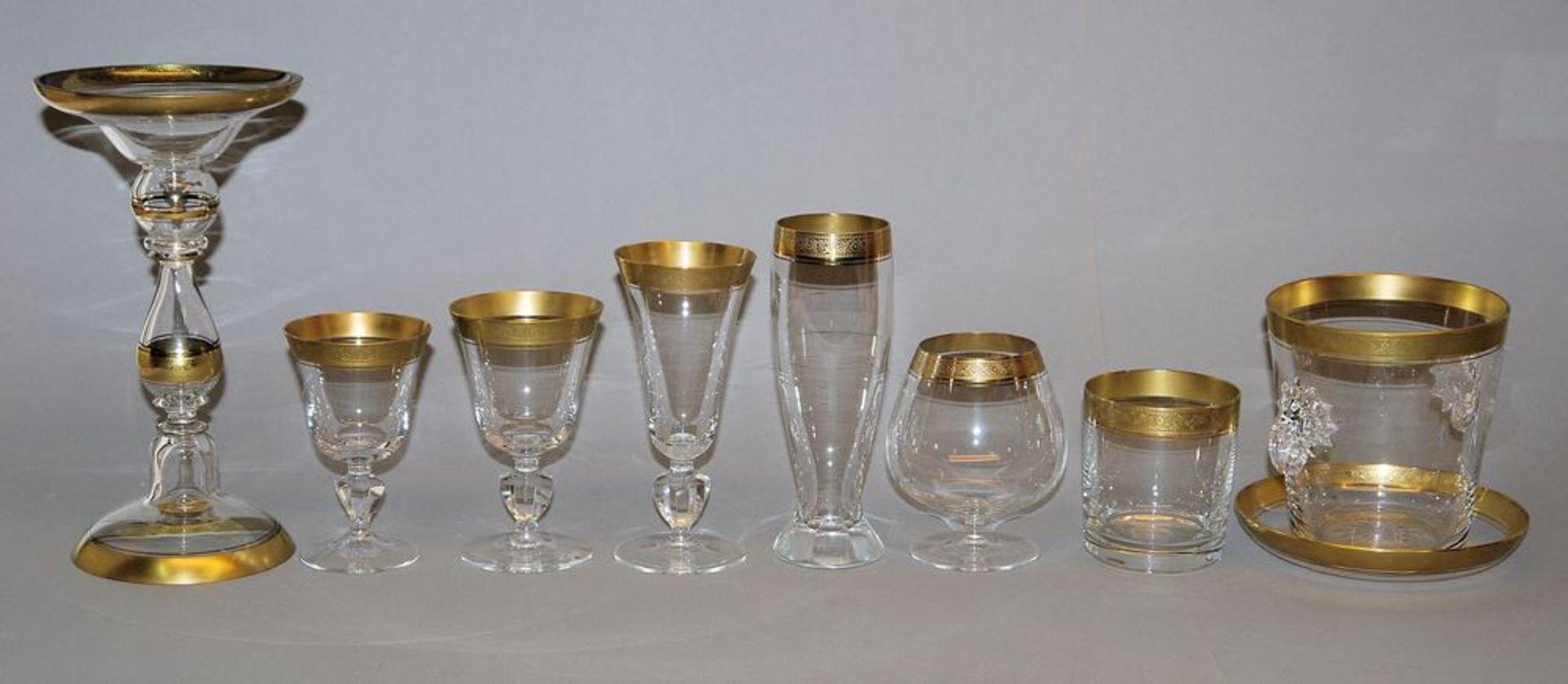 Umfangreiche Gläser-Sammlung Marlowe Minton mit Goldrand, Kristallglasmanufaktur Theresienthal