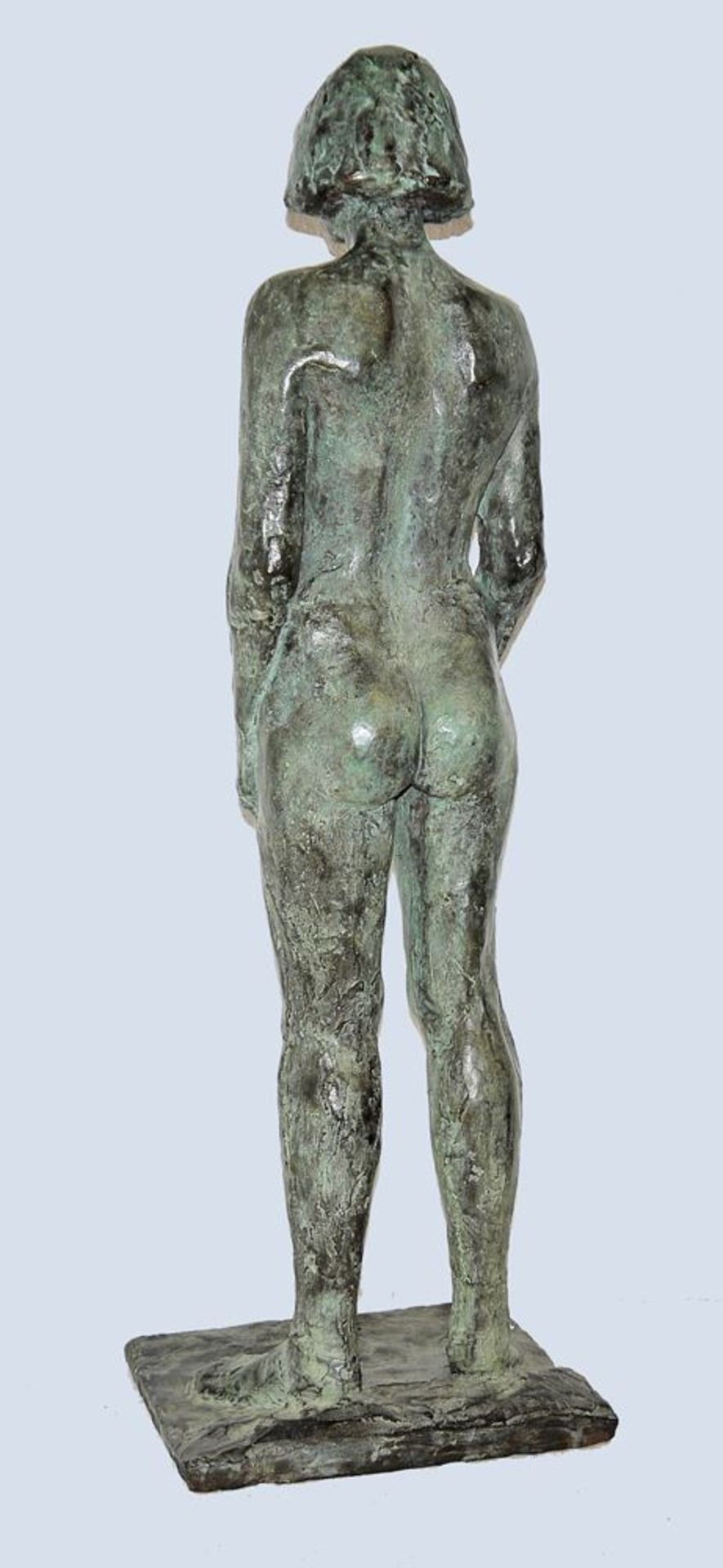Karlheinz Oswald, Nude study, bronze from 1984, with catalogue - Image 2 of 2