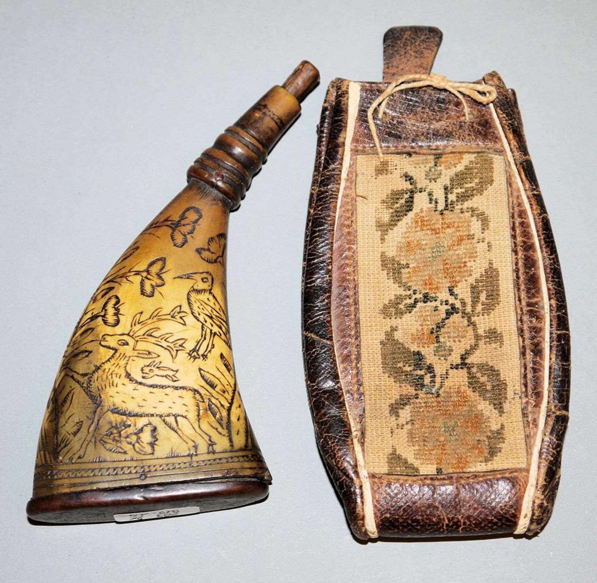 Powder horn and leather börse, 17th-19th c.