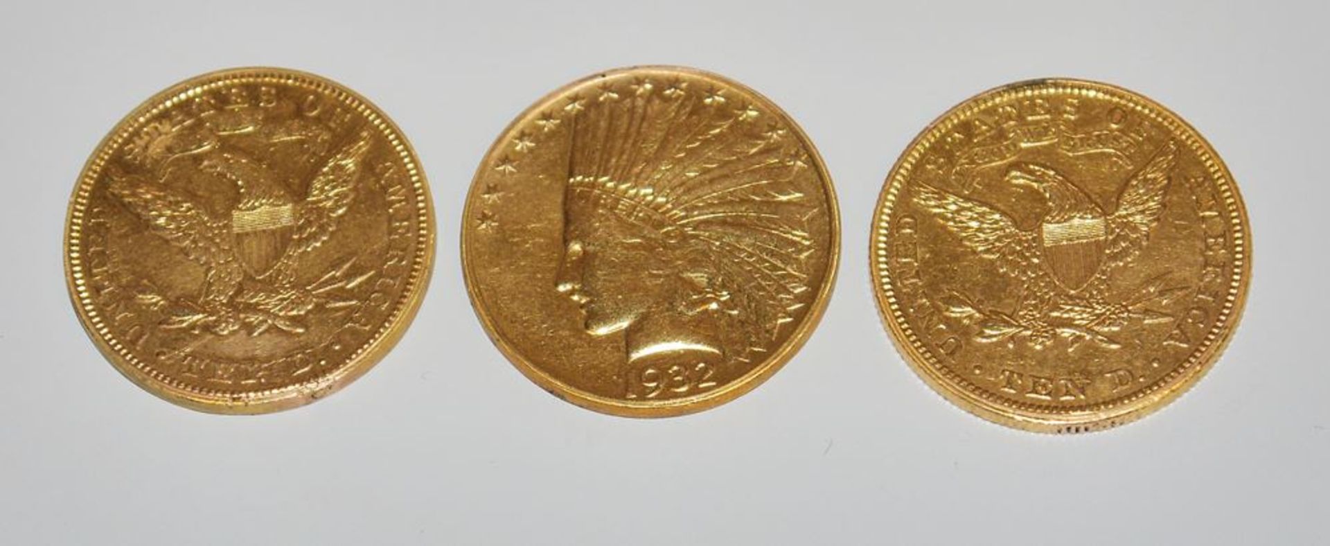 Drei Goldmünzen 10 Dollars USA, 1881/ 1906/ 1932 - Bild 2 aus 2