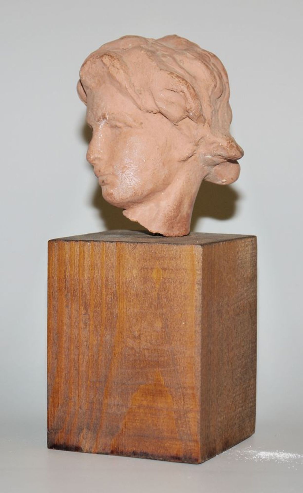 Dorothea von Philipsborn, Small head of a girl, terracotta, c. 1950