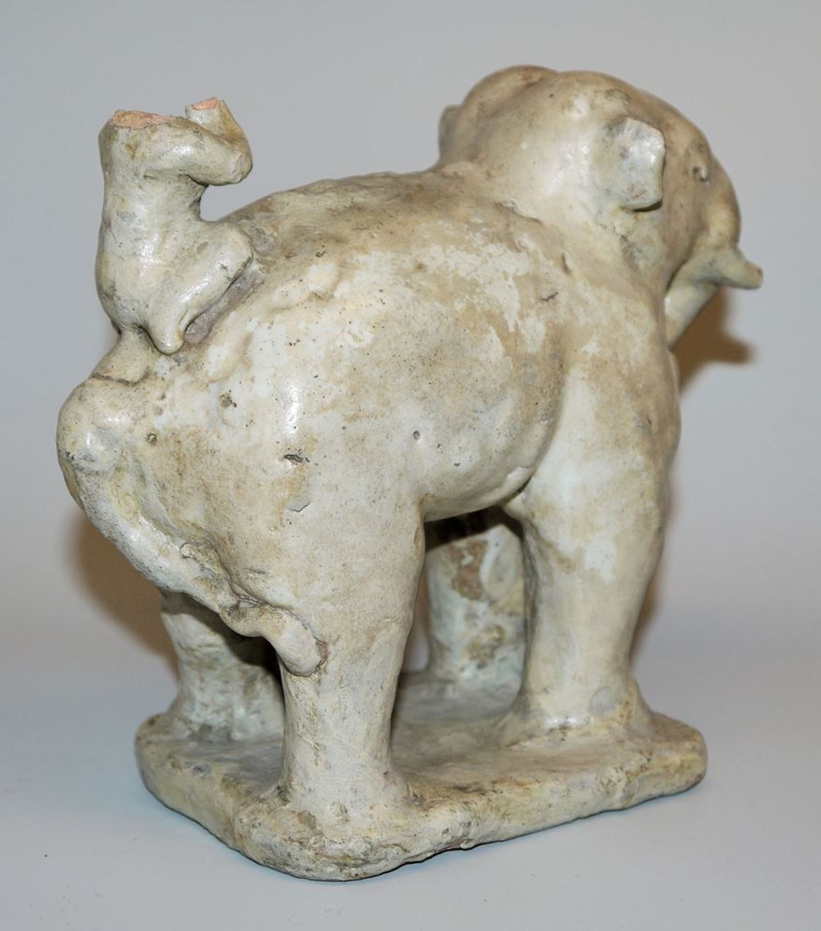 Elefant mit Reiter, Sawankhalok-Keramik, Thailand ca. 14./15. Jh. - Bild 2 aus 2