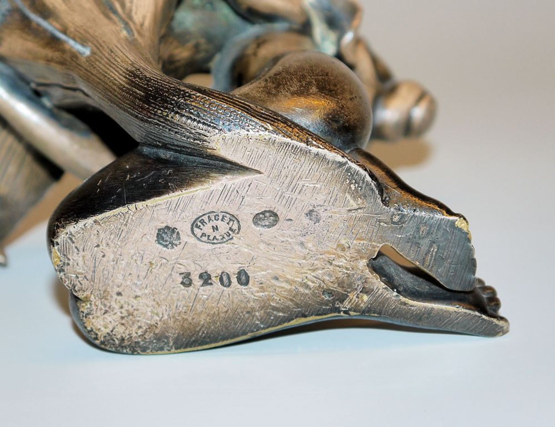 Female nude with flower<üte, silver-plated ornamental sculpture by Józef Fraget, Warsaw circa 1900 - Image 3 of 3