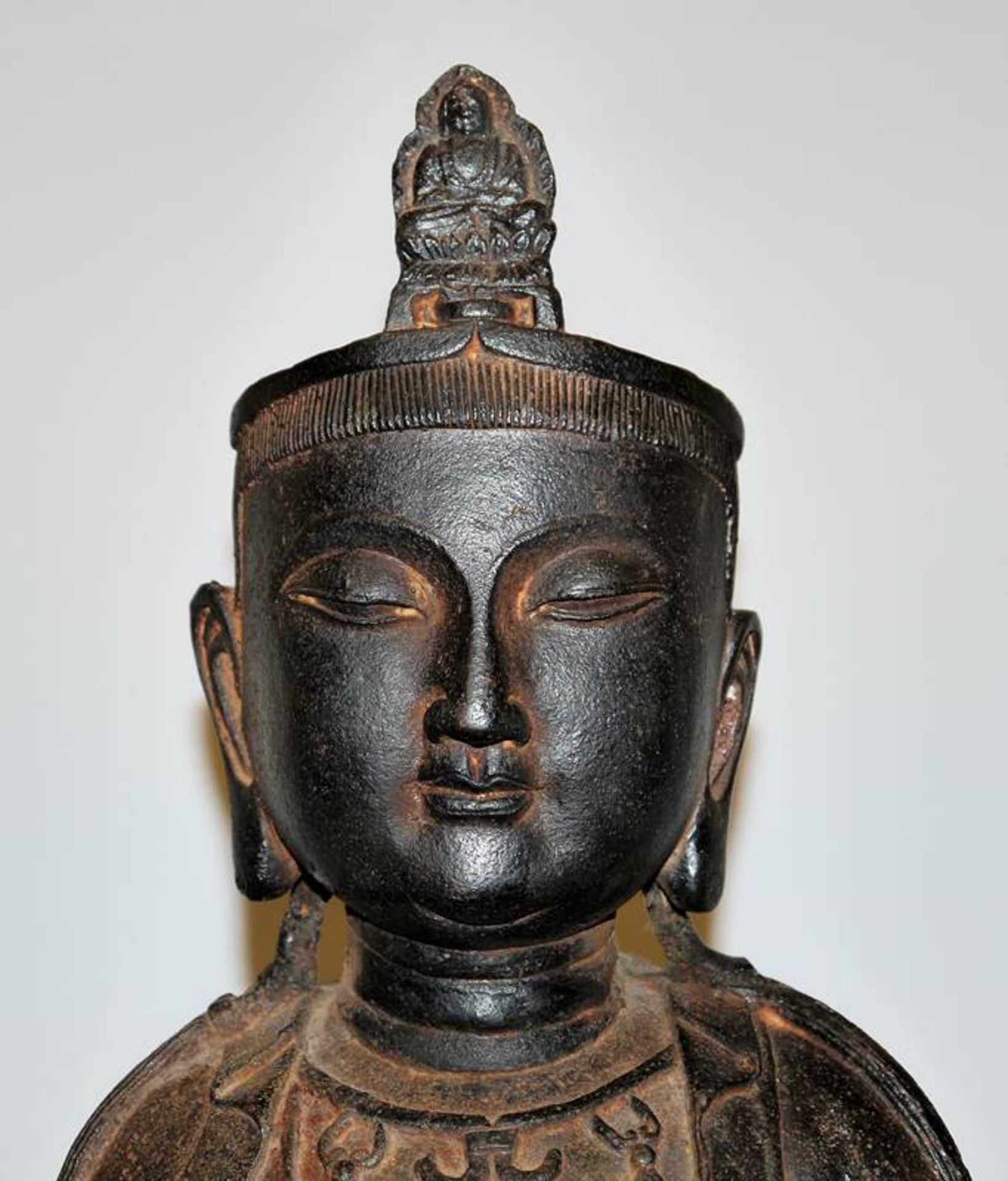 Bodhisattva Avalokiteshvara (Guanyin), Ming-style iron casting, China 18th c. or later - Image 2 of 6