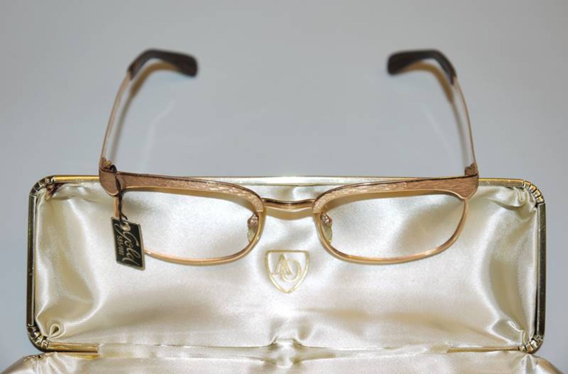 Rarity: 14kt real gold spectacle frame by American Optical, 1960s - Image 2 of 2