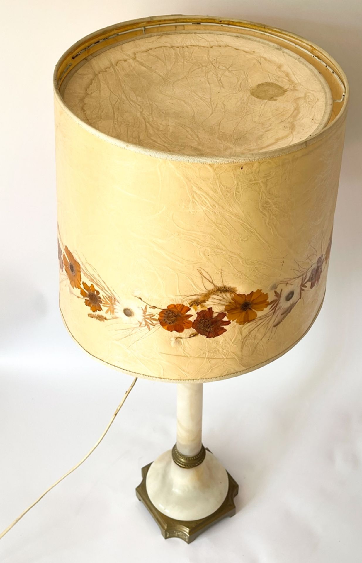 Alabaster lamp with applications made out of bronze - Image 11 of 11