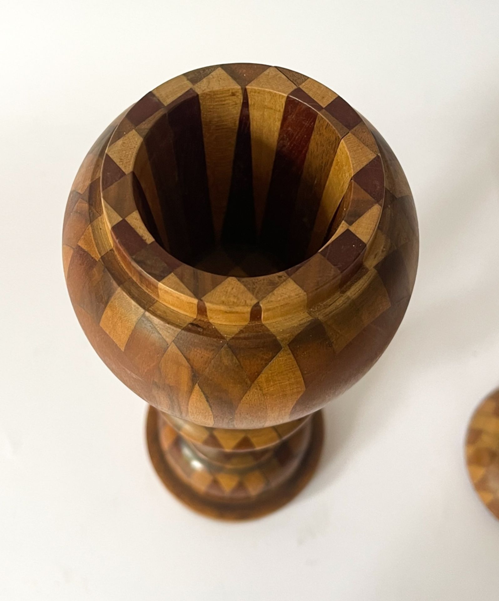 Masterpiece wooden goblet with lid - Image 5 of 6