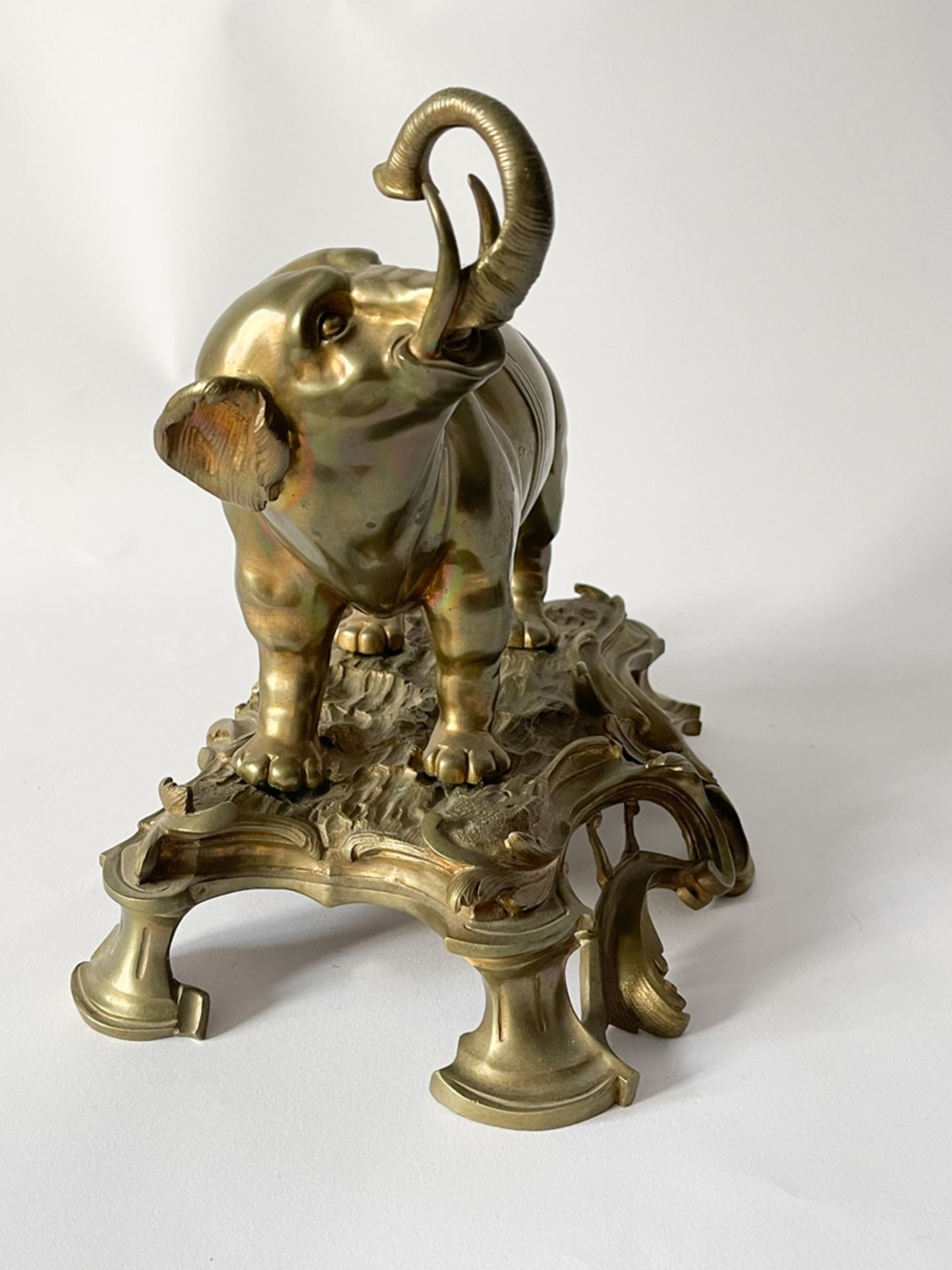 Elefant aus Bronze auf Prunksockel - Bild 6 aus 14