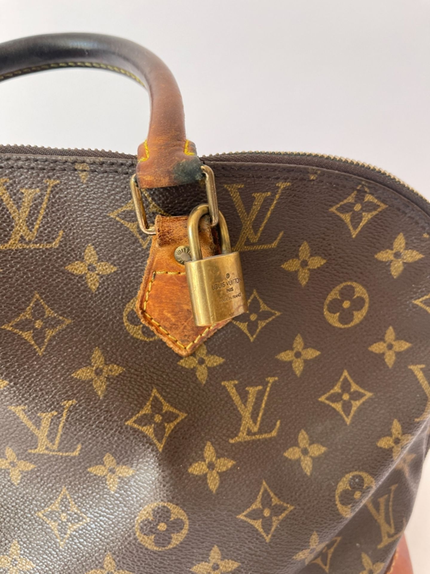 Louis Vuitton Alma Monogram Canvas Handtasche - Bild 5 aus 11