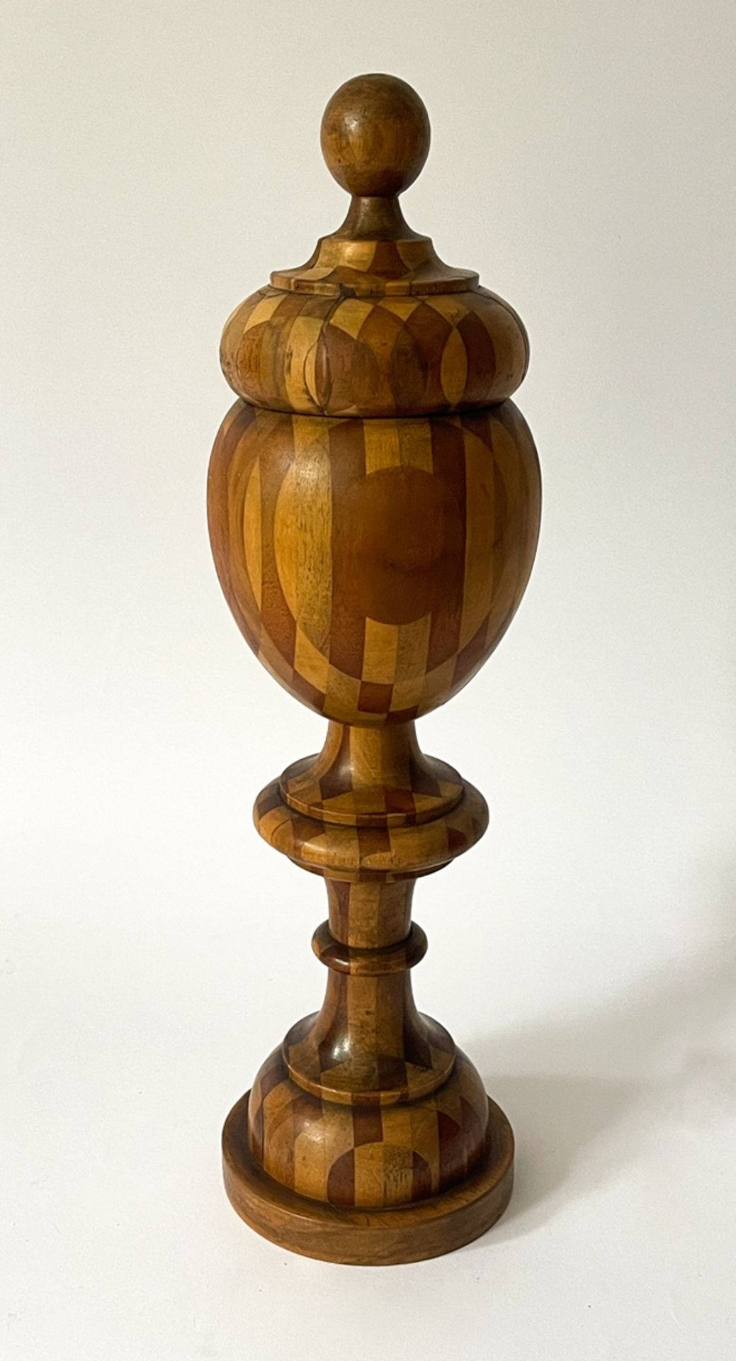 Masterpiece wooden goblet with lid