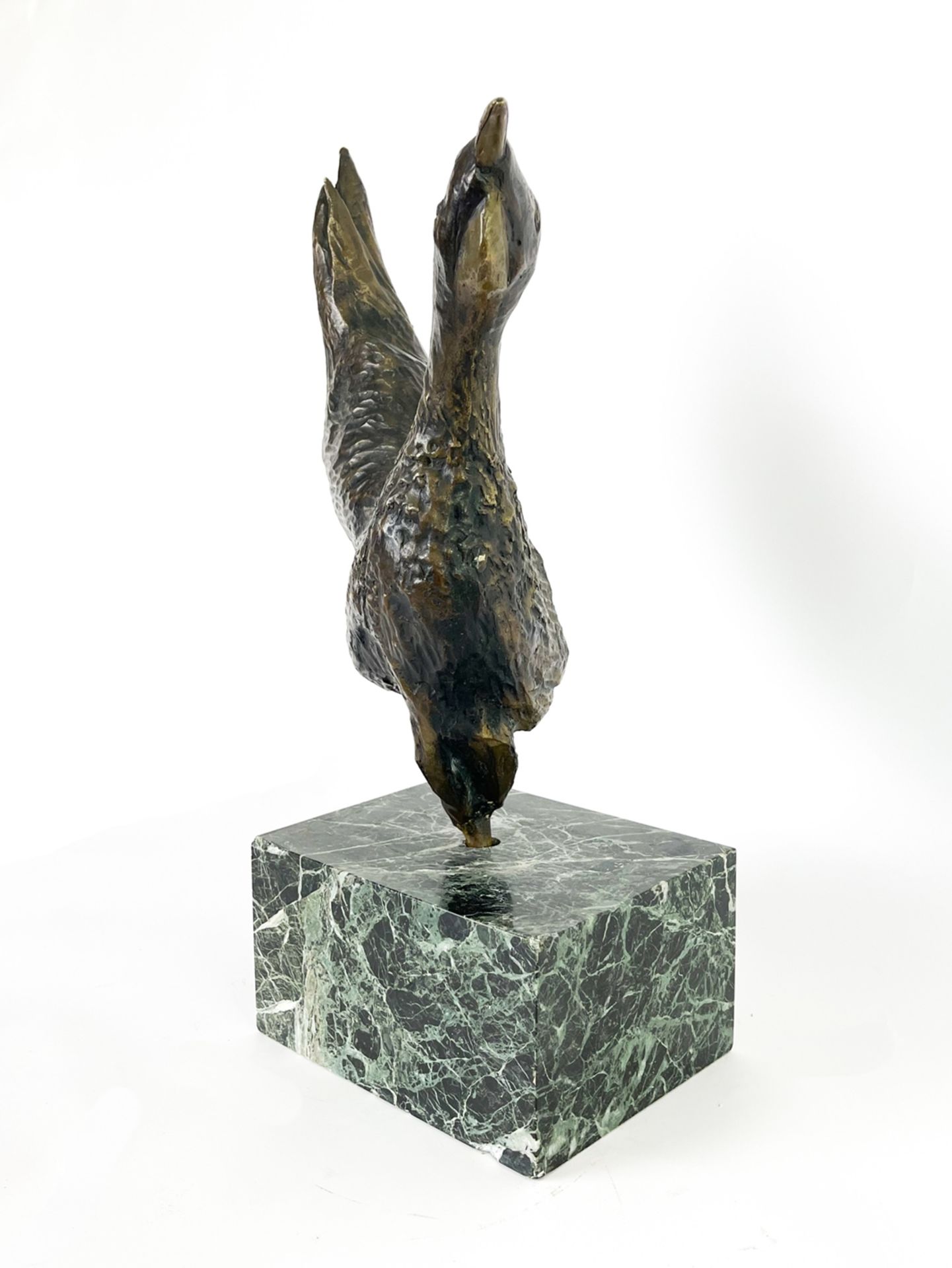 Moderne Bronzeskulptur auf Marmor "Vogel/Hahn"  - Bild 6 aus 12